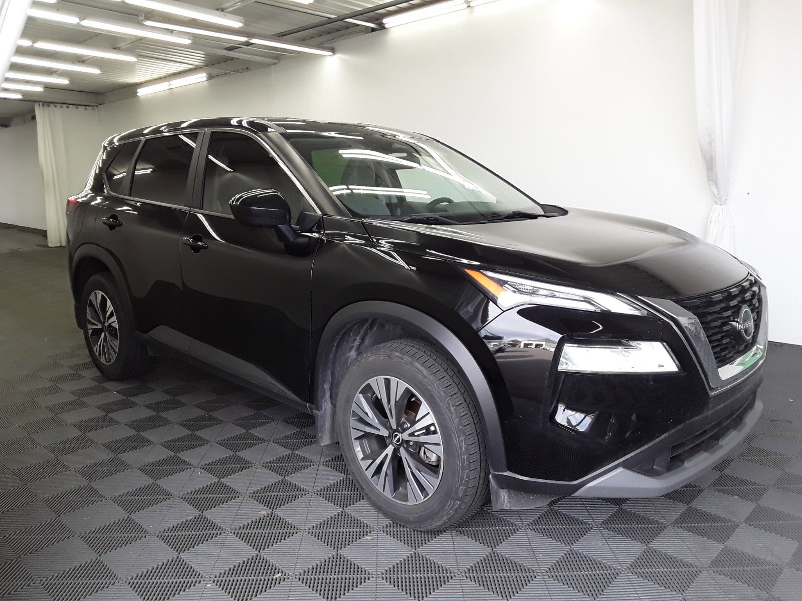 2023 Nissan Rogue FWD SV