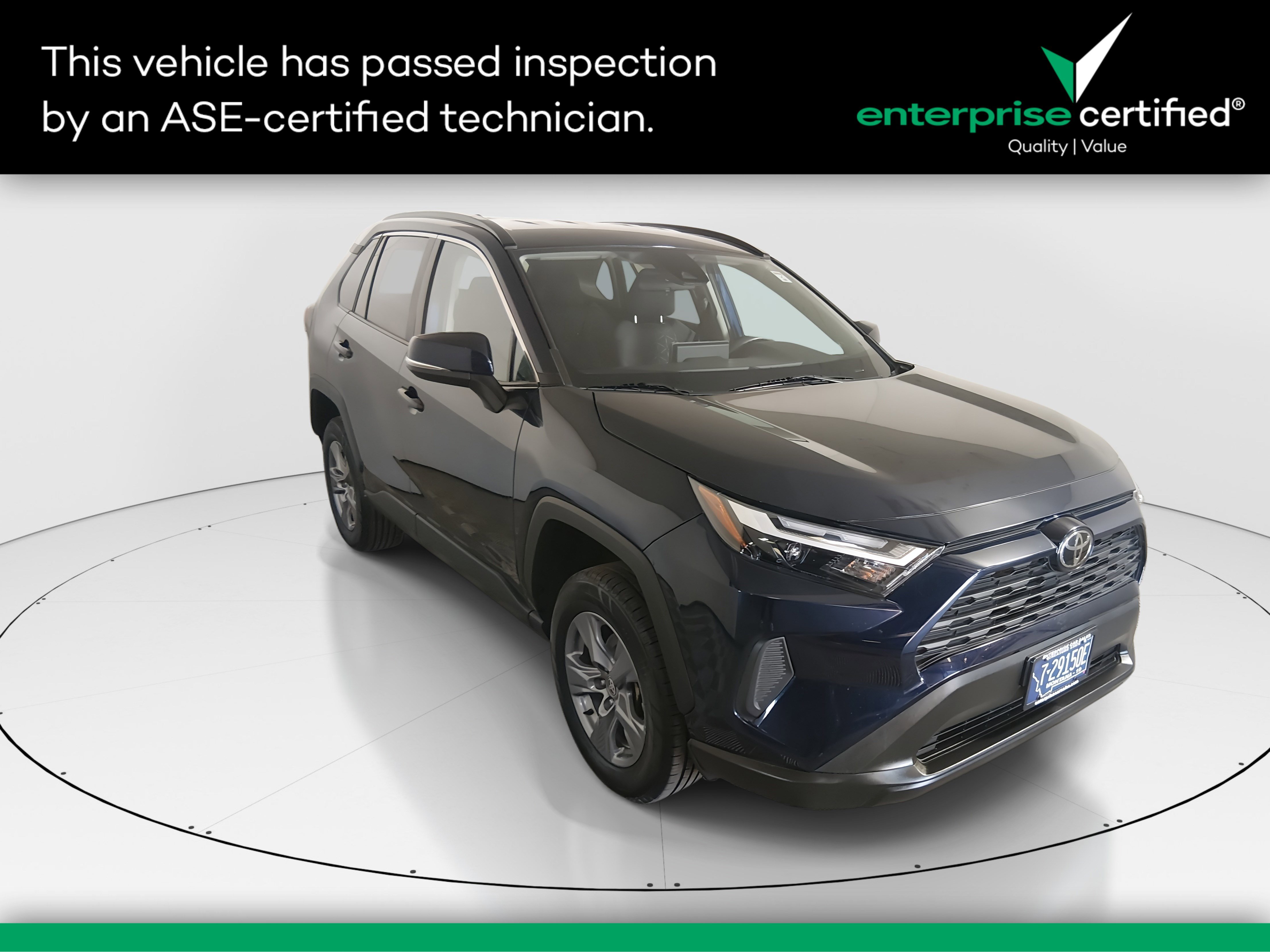 2024 Toyota RAV4 XLE's photo