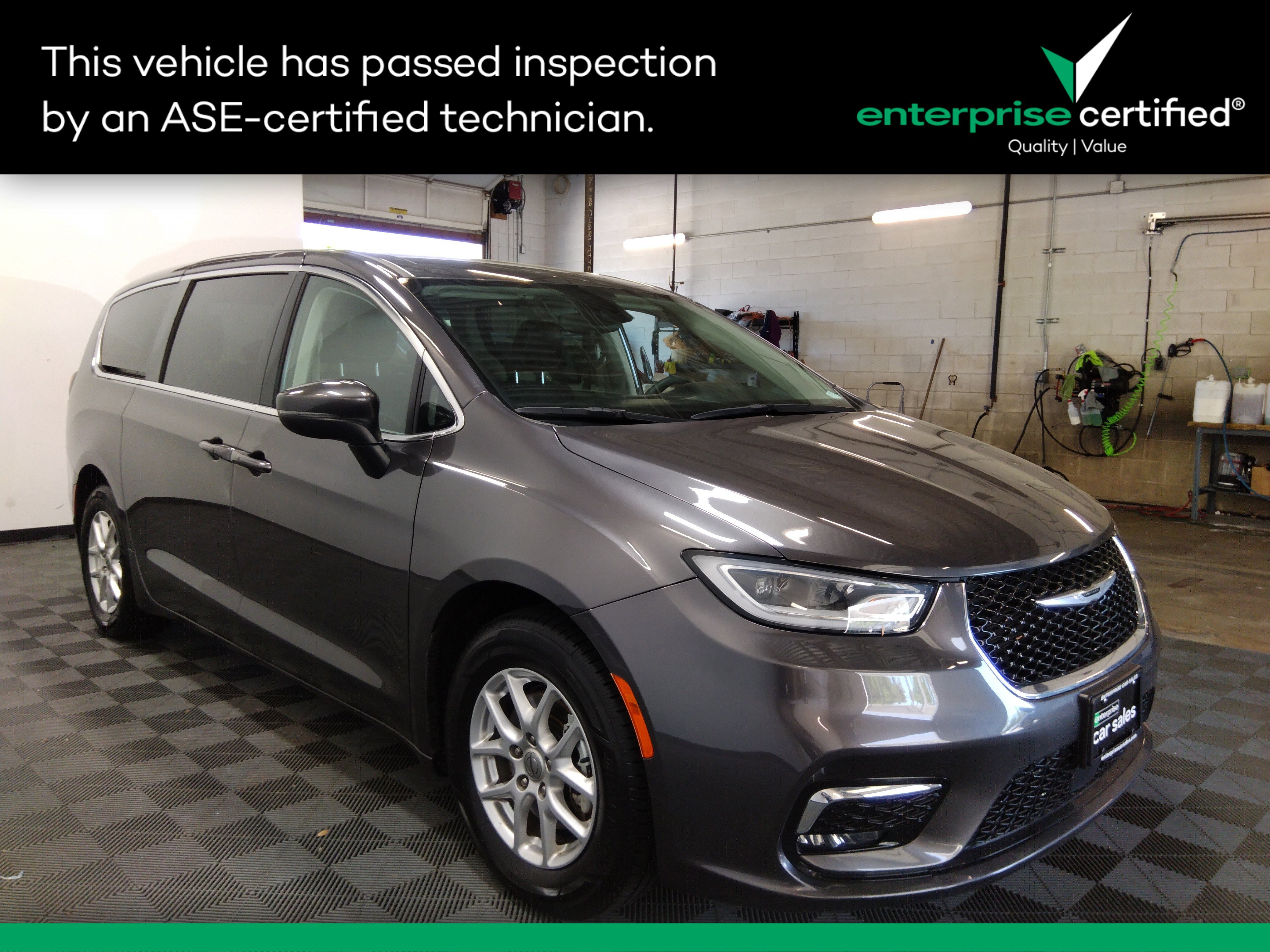 2023 Chrysler Pacifica Touring L FWD