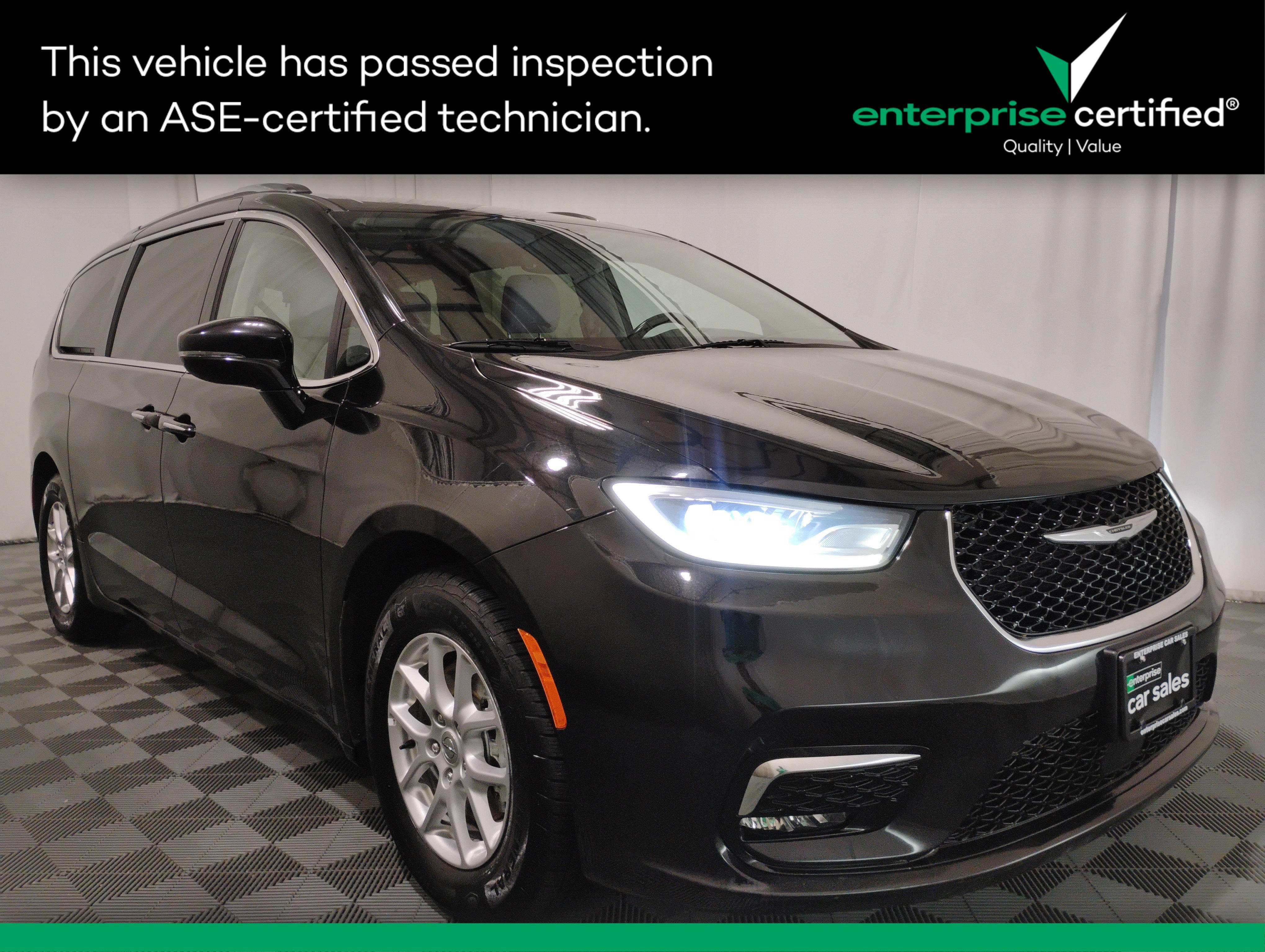 Used 2021 Chrysler Pacifica Touring L FWD