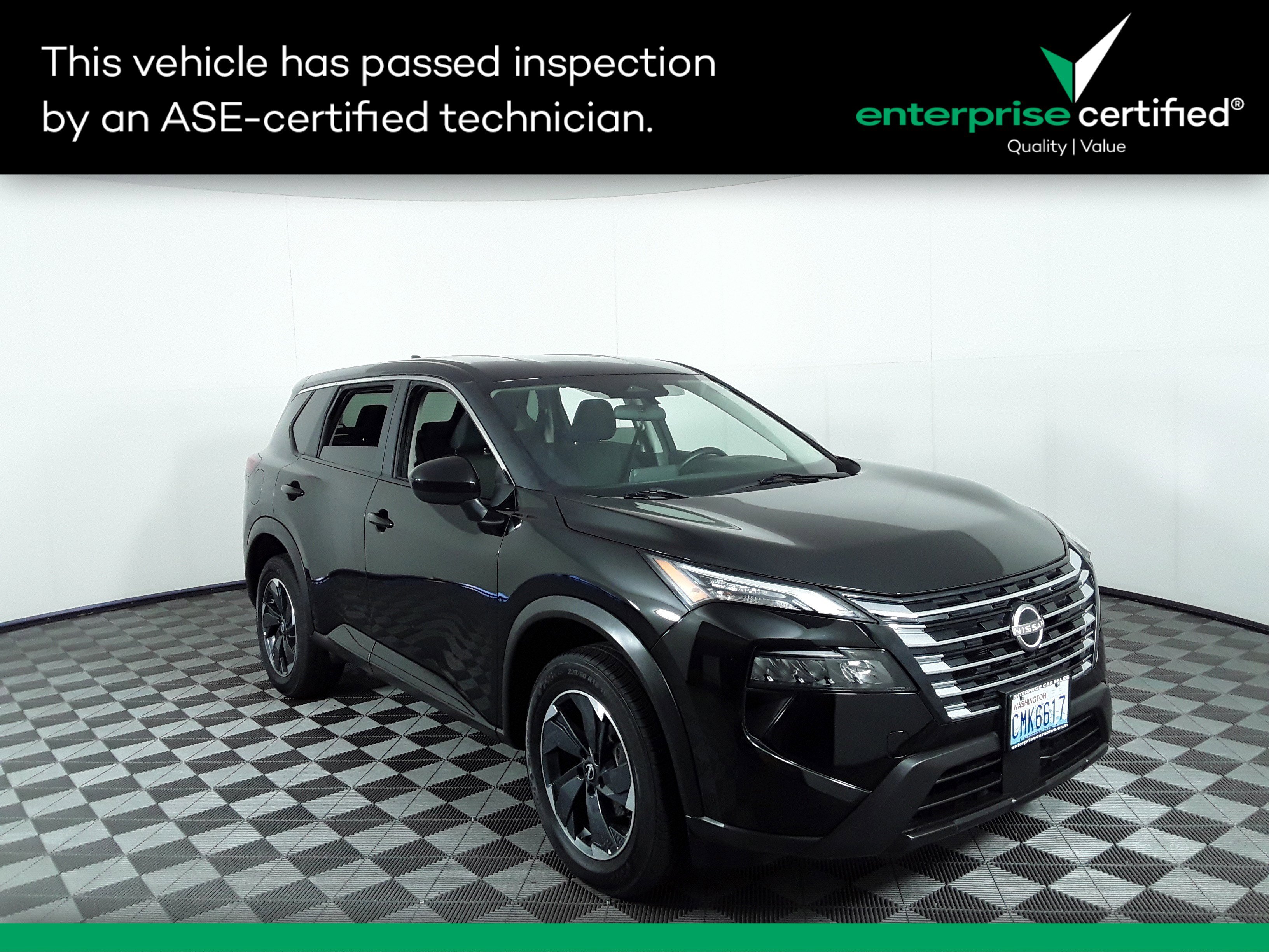 2024 Nissan Rogue SV's photo