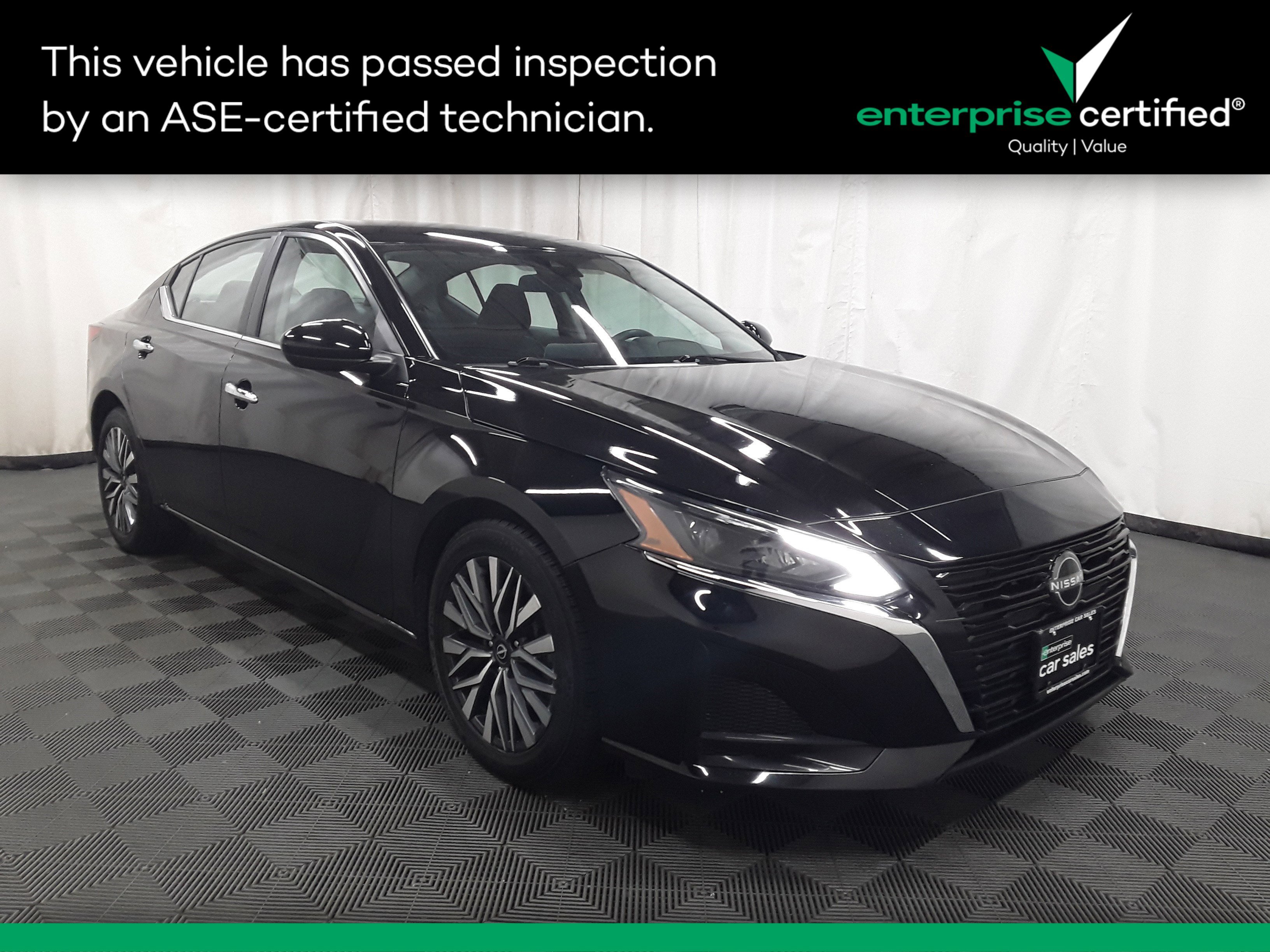 Used 2023 Nissan Altima 2.5 SV Sedan