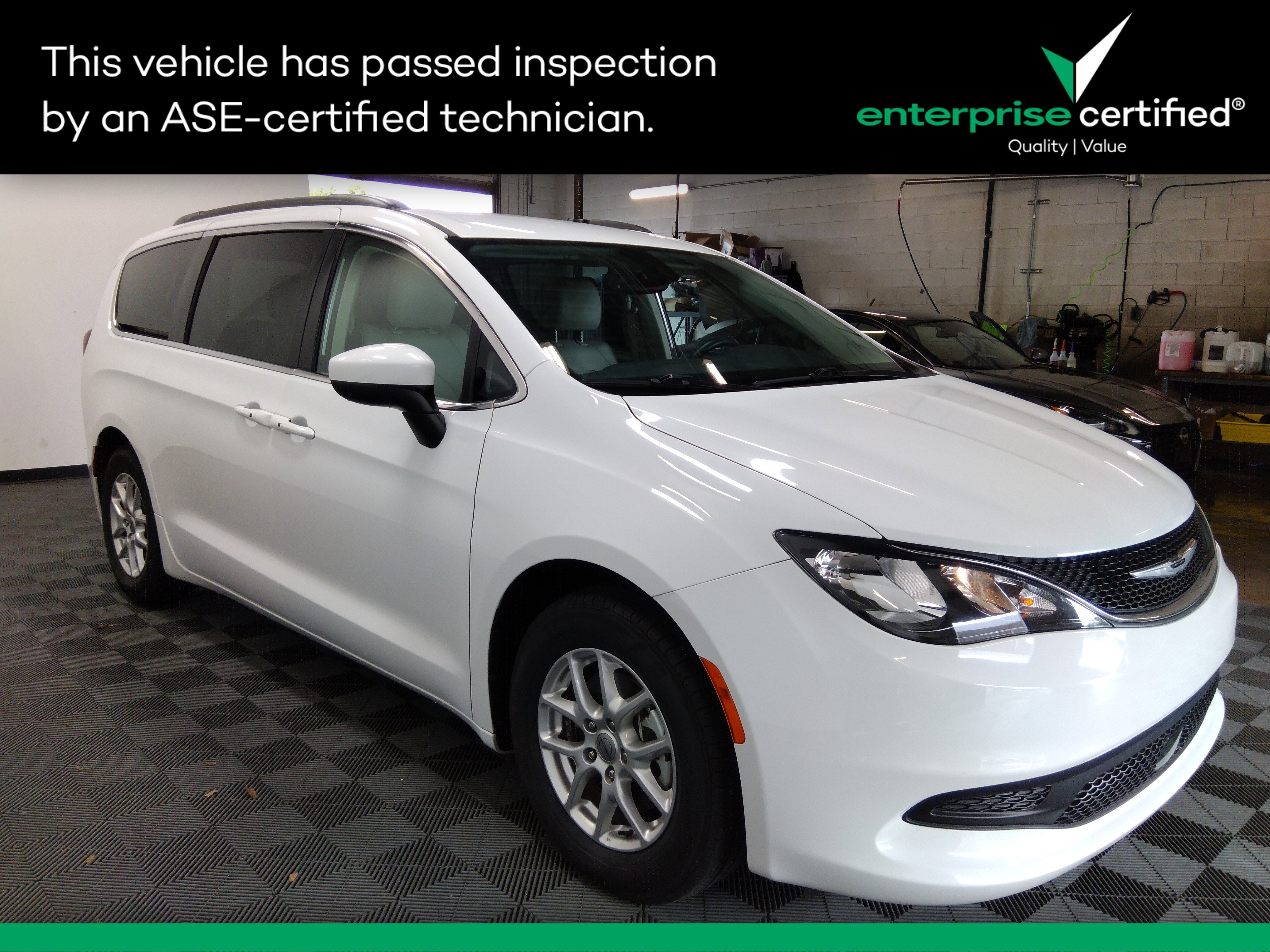 Used 2021 Chrysler Voyager LXI FWD
