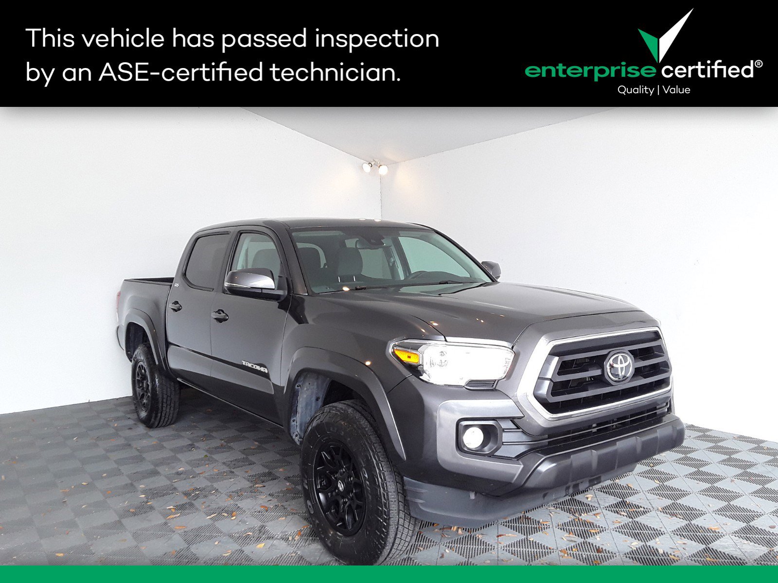 2022 Toyota Tacoma 2WD SR5 Double Cab 5' Bed V6 AT