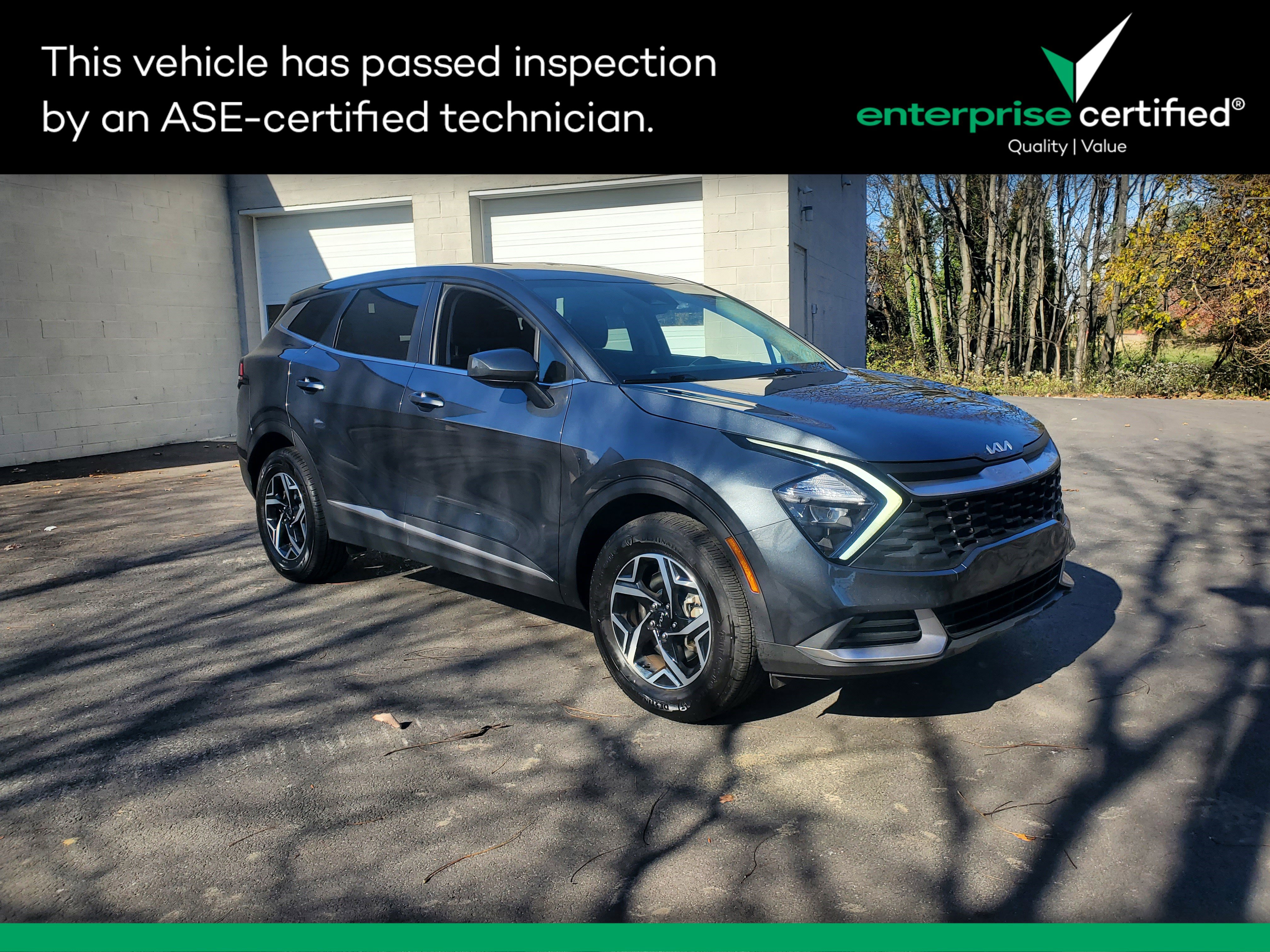 Used 2023 Kia Sportage LX AWD