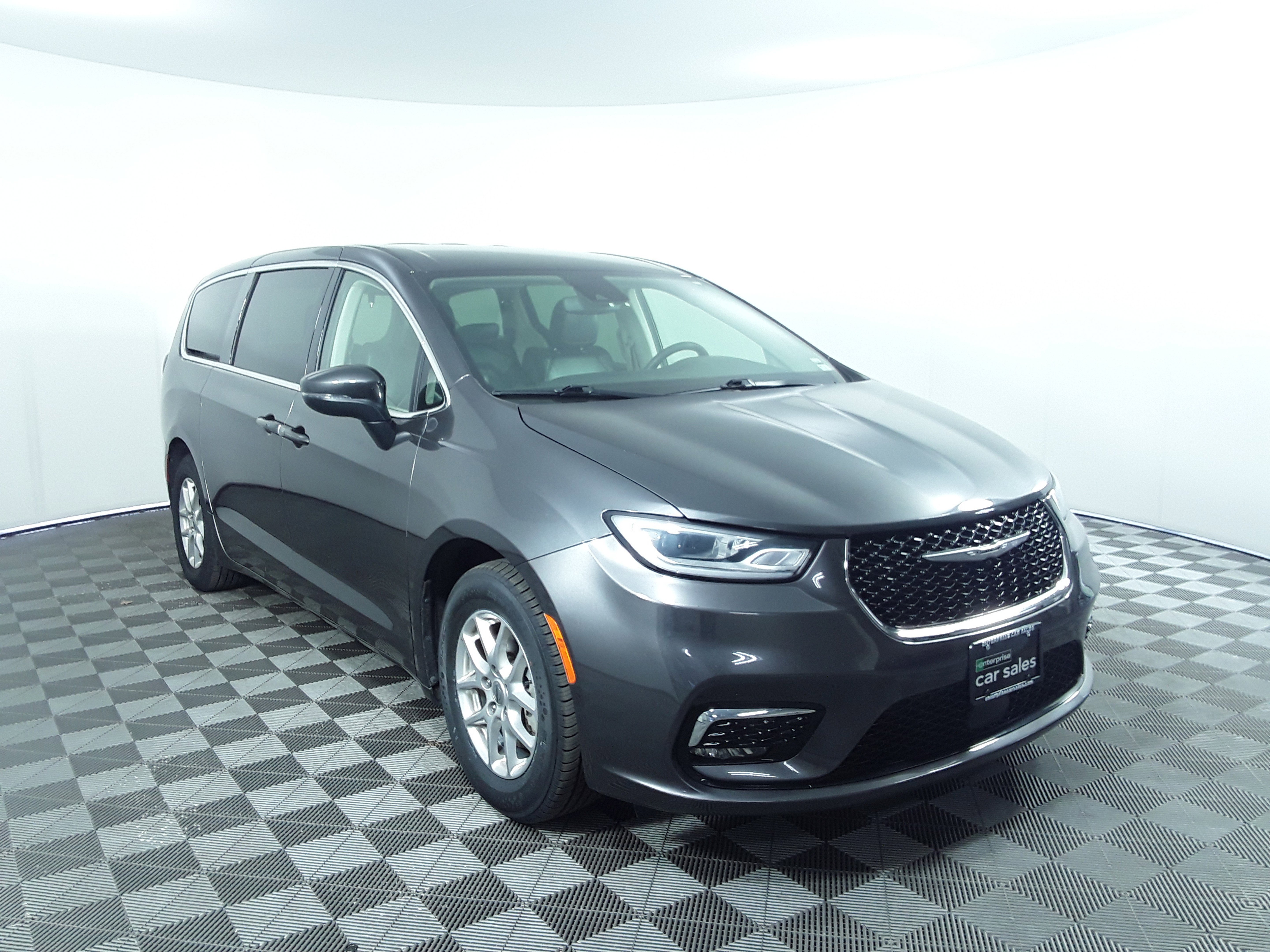 2023 Chrysler Pacifica Touring L FWD