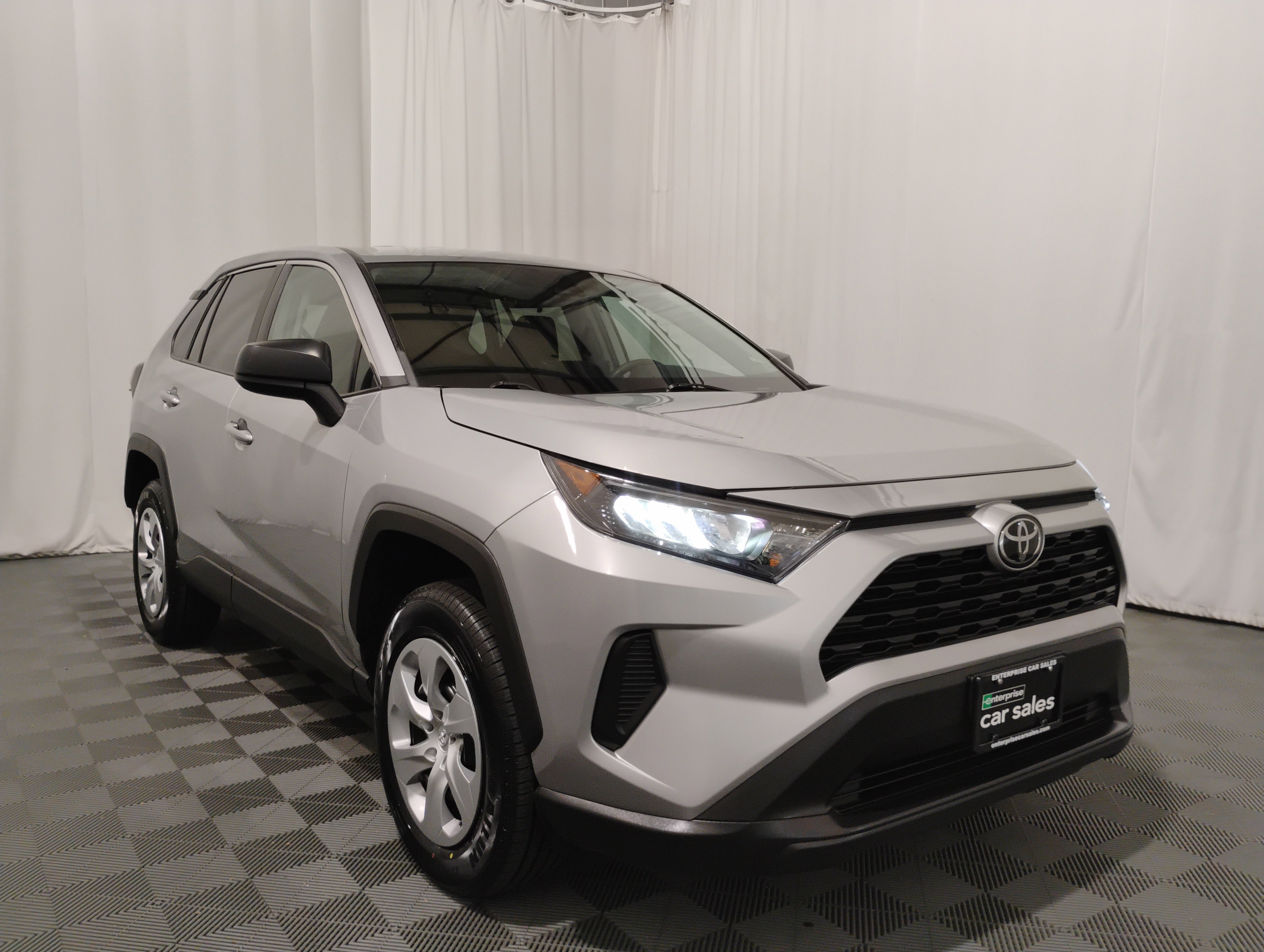 2022 Toyota RAV4 LE AWD