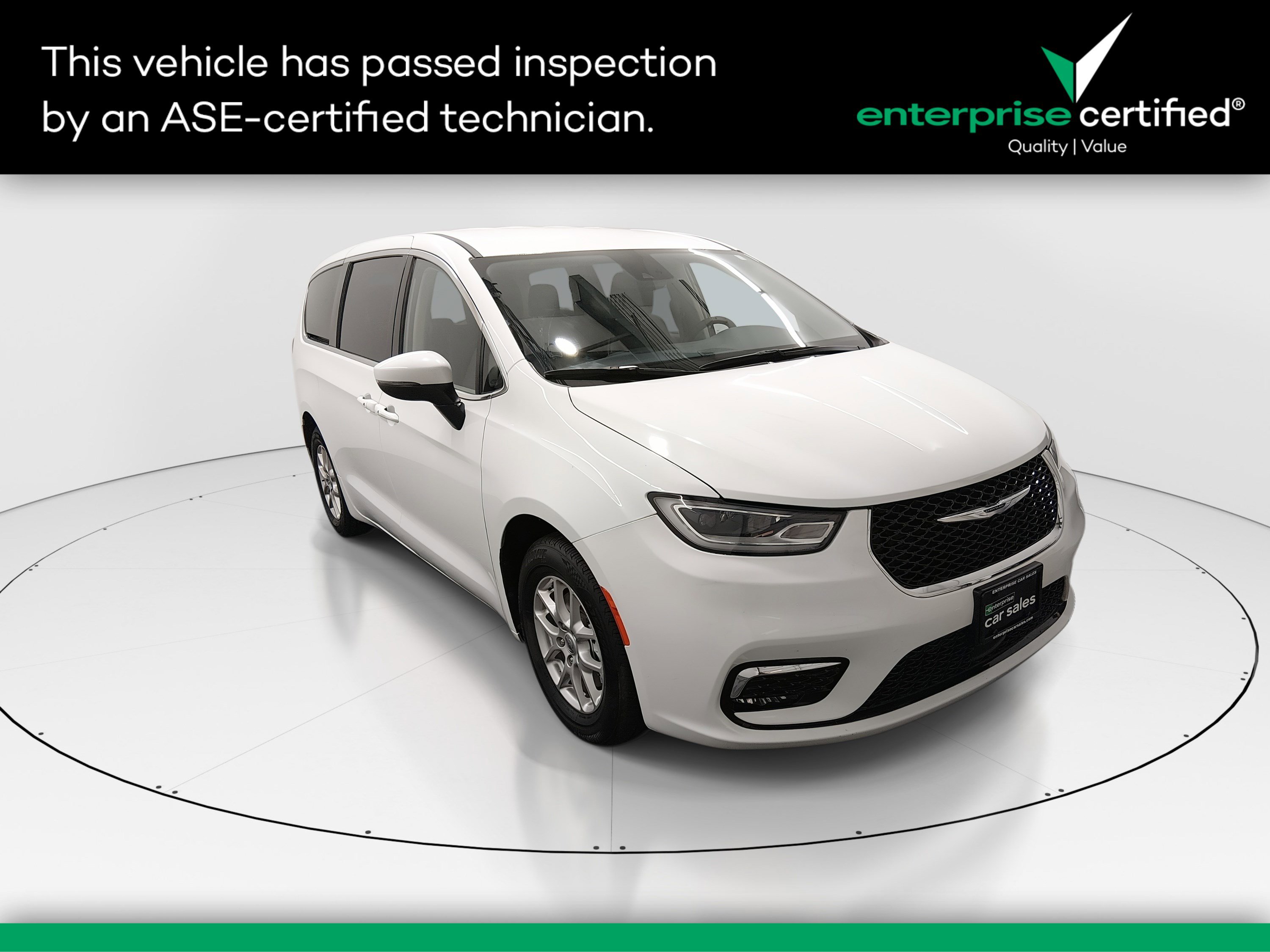 Used 2023 Chrysler Pacifica Touring L FWD