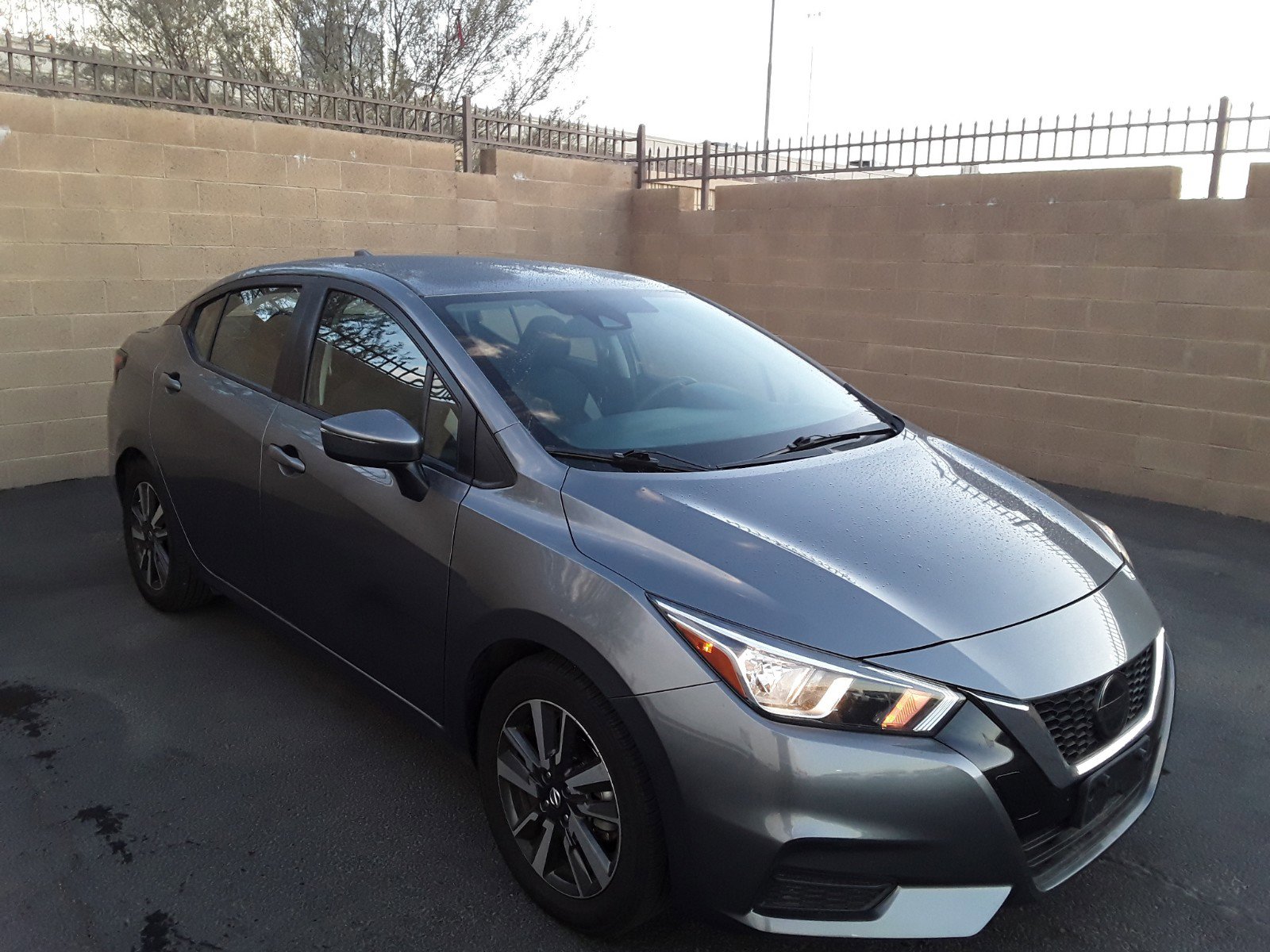 2021 Nissan Versa SV CVT