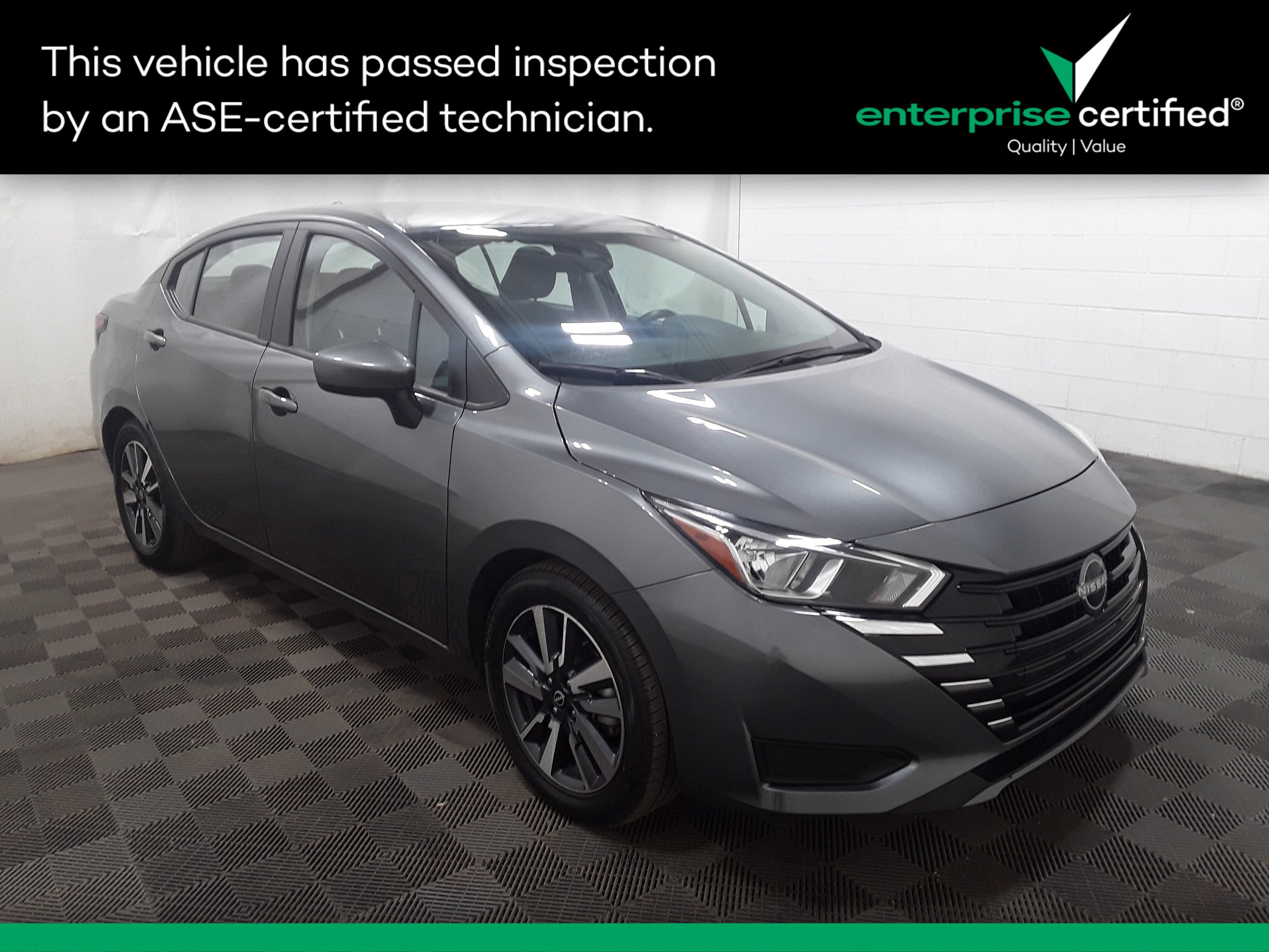 2023 Nissan Versa SV CVT