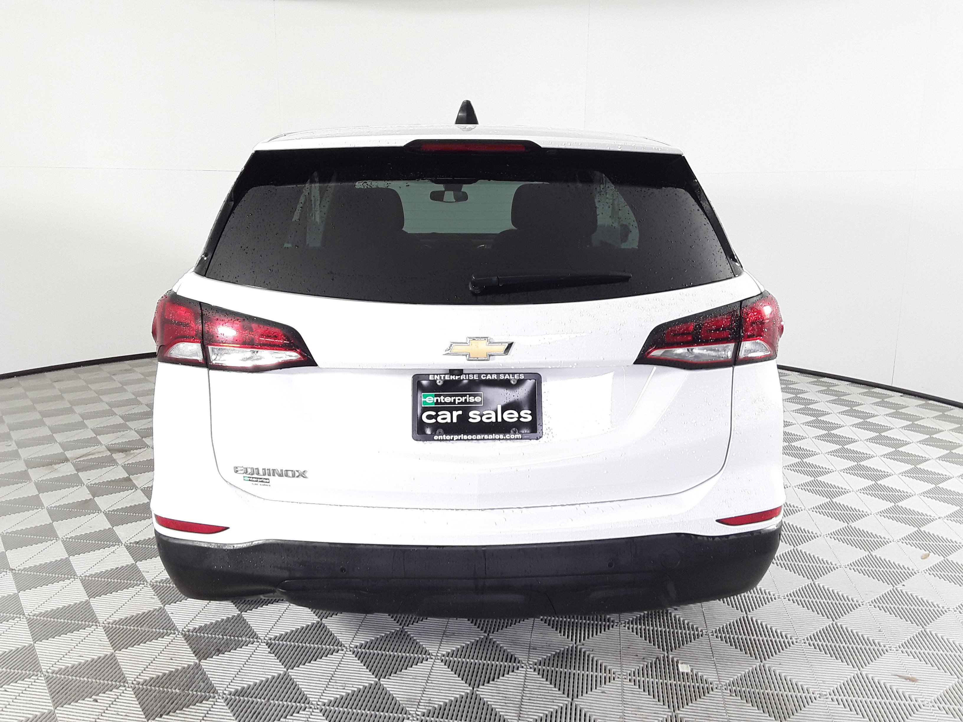 Image 4 of Used 2022 Chevrolet Equinox FWD 4dr LS w/1FL