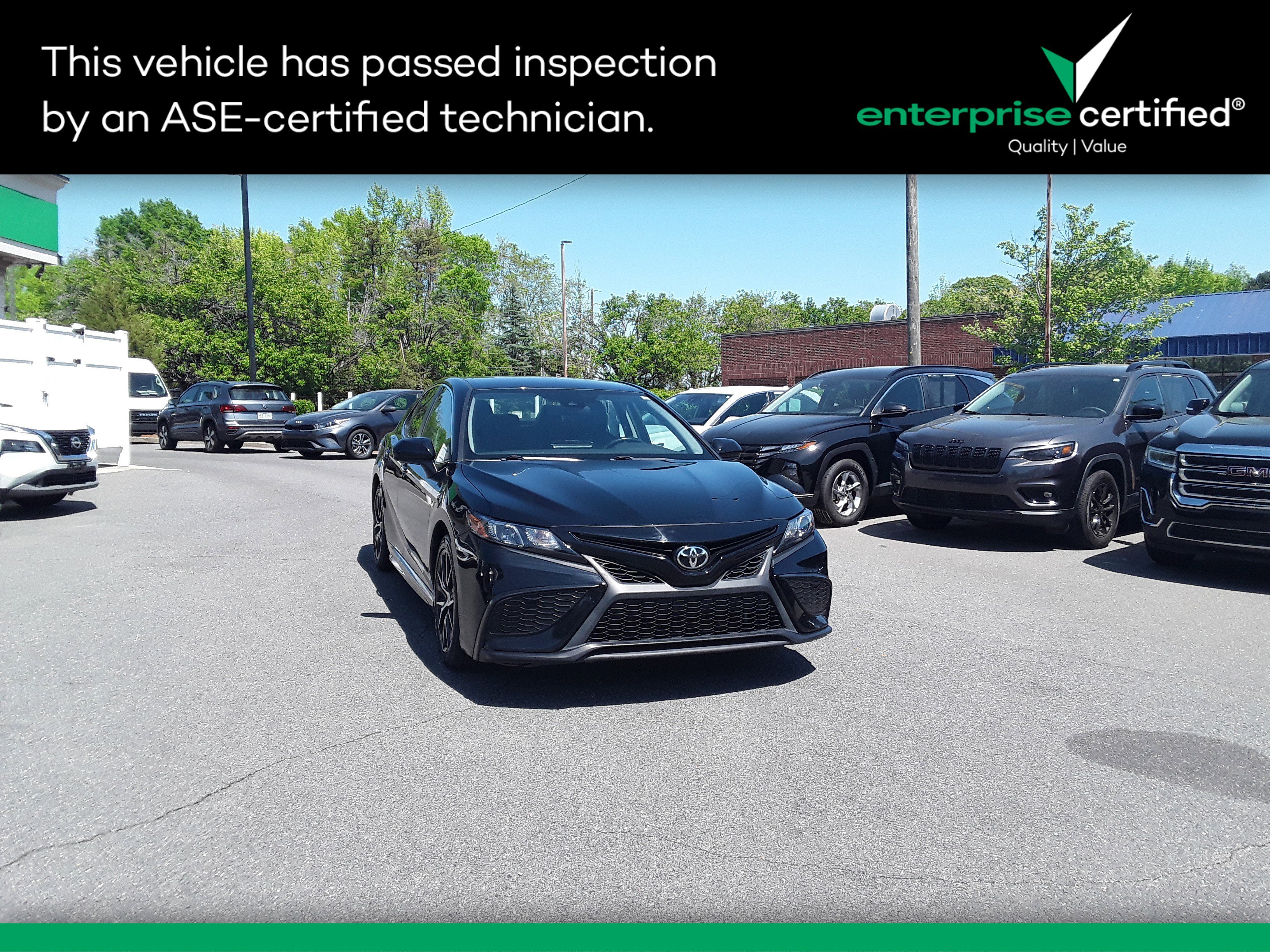 2021 Toyota Camry SE Auto