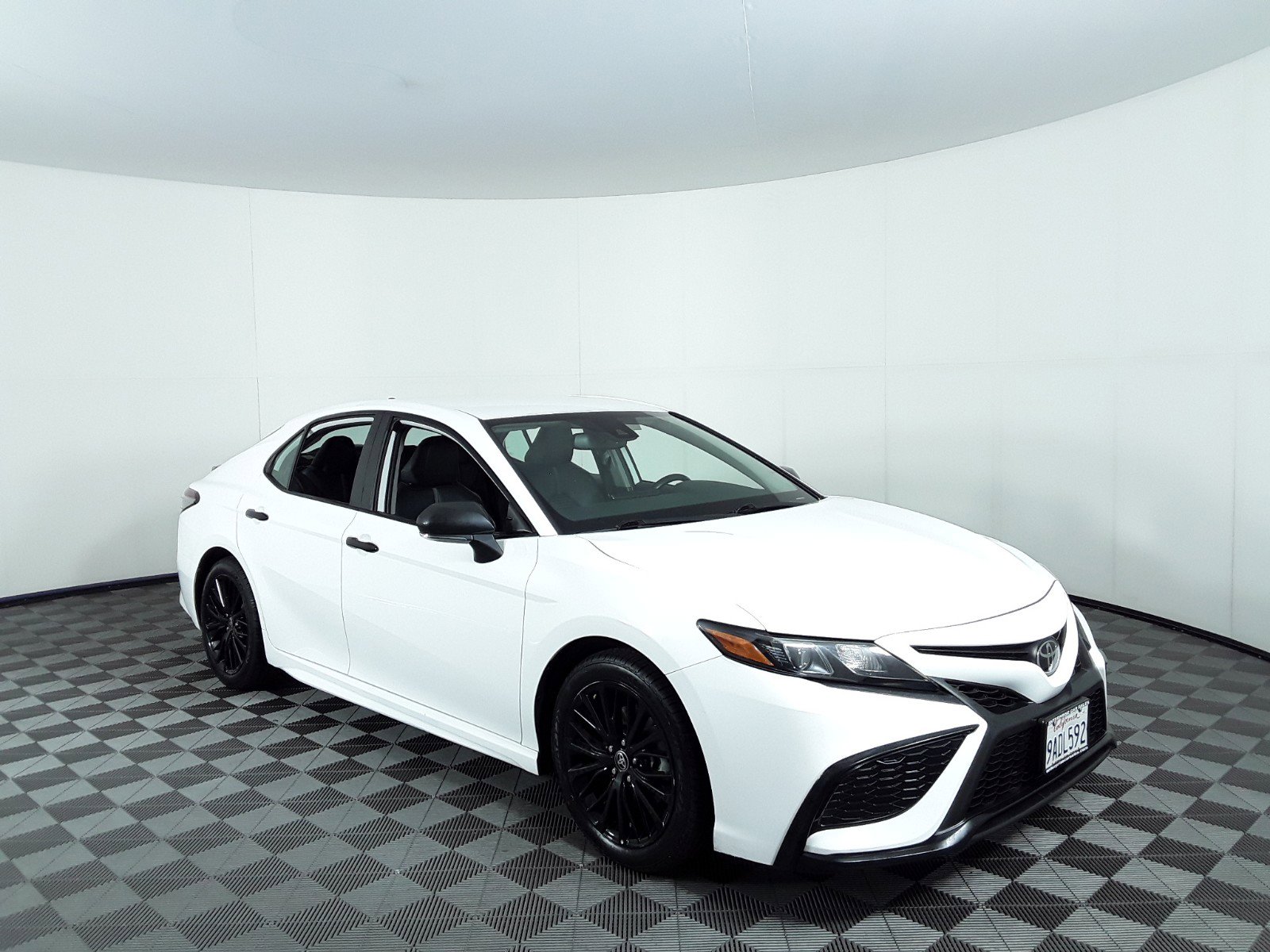 2022 Toyota Camry SE Auto AWD