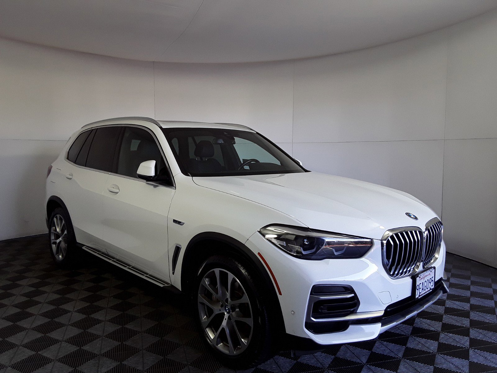 2023 BMW X5 xDrive45e Plug-In Hybrid