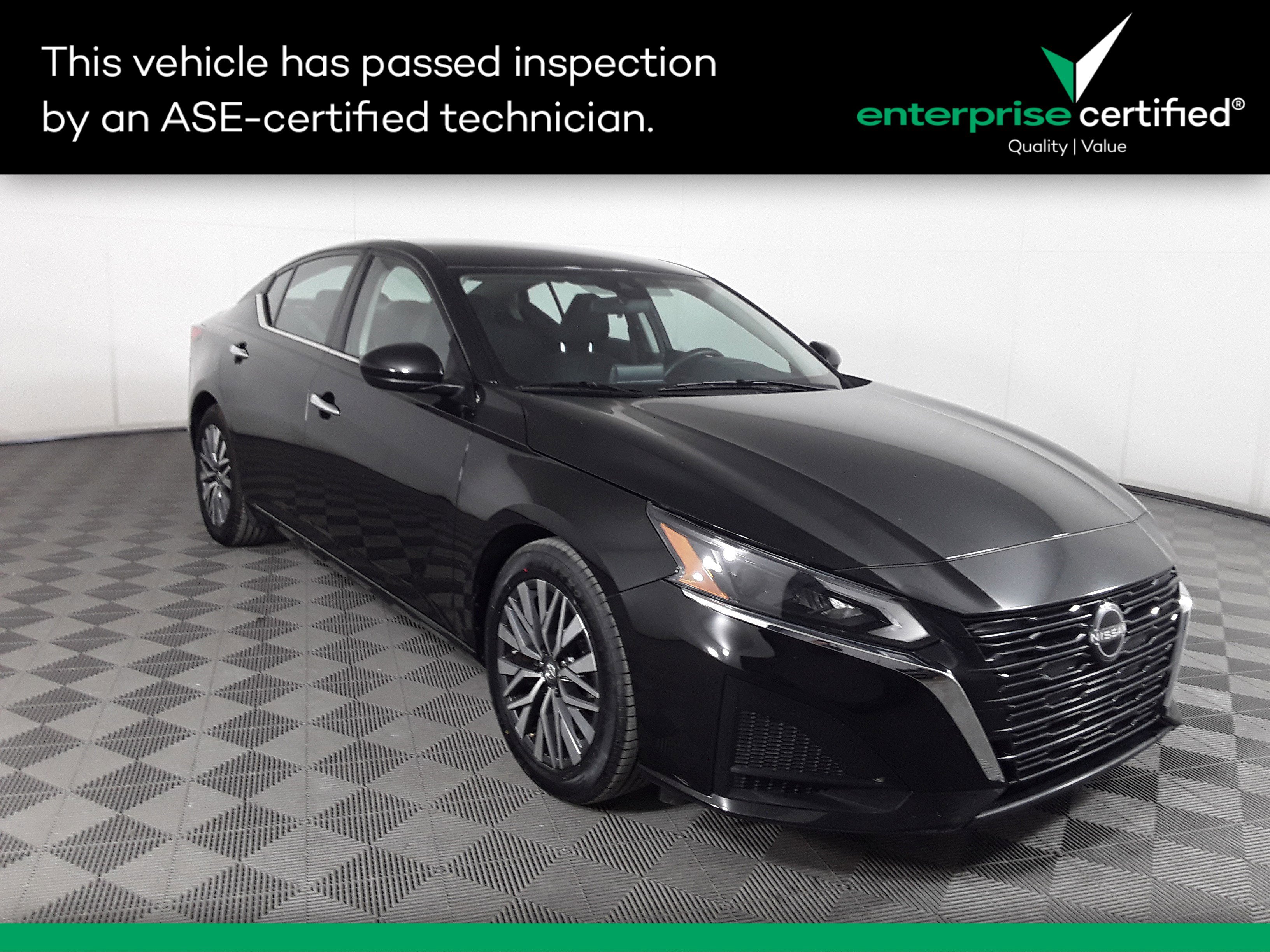 Used 2023 Nissan Altima 2.5 SV Sedan