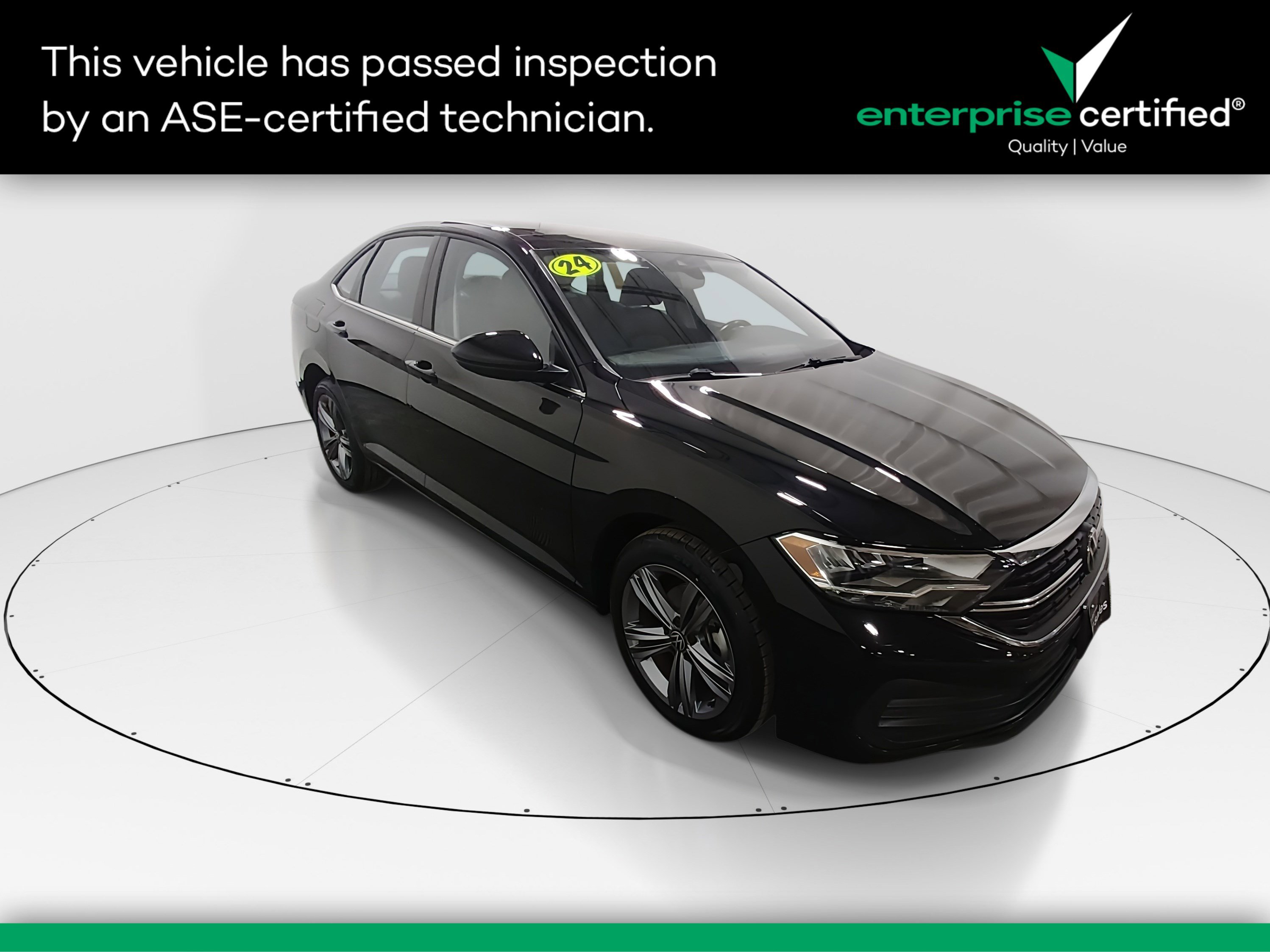 2024 Volkswagen Jetta SE's photo