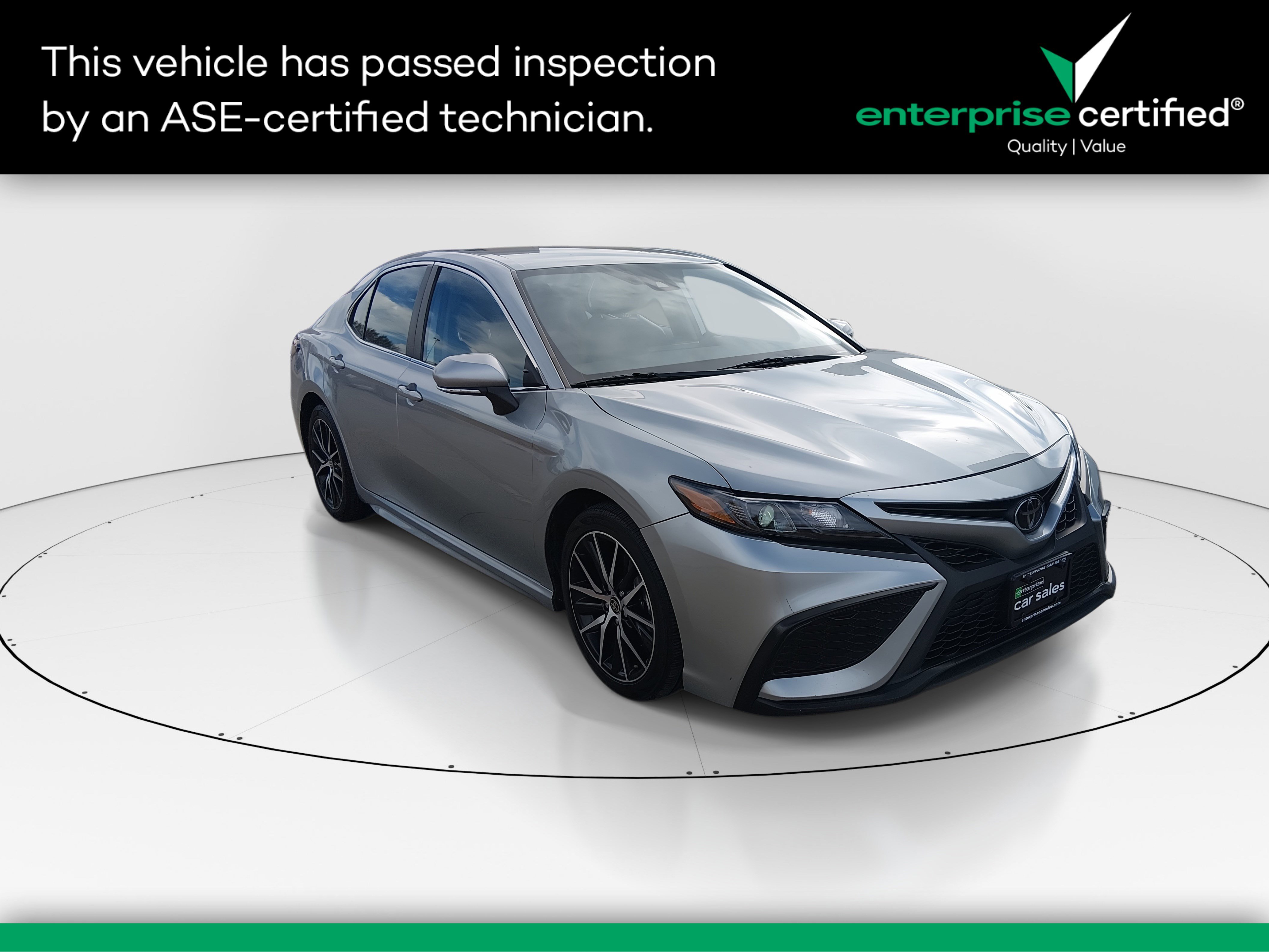 Used 2023 Toyota Camry SE Auto