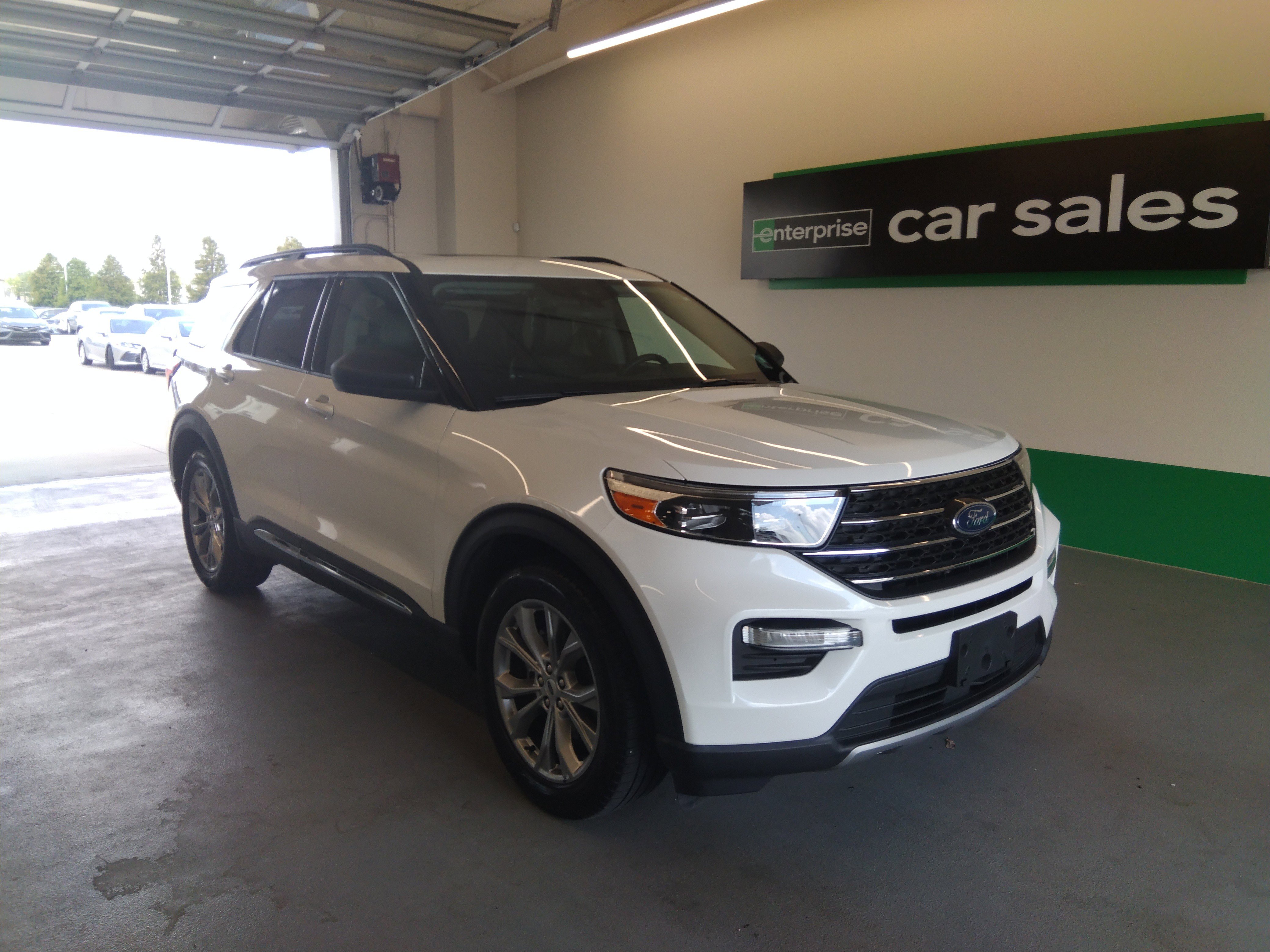 2022 Ford Explorer XLT RWD