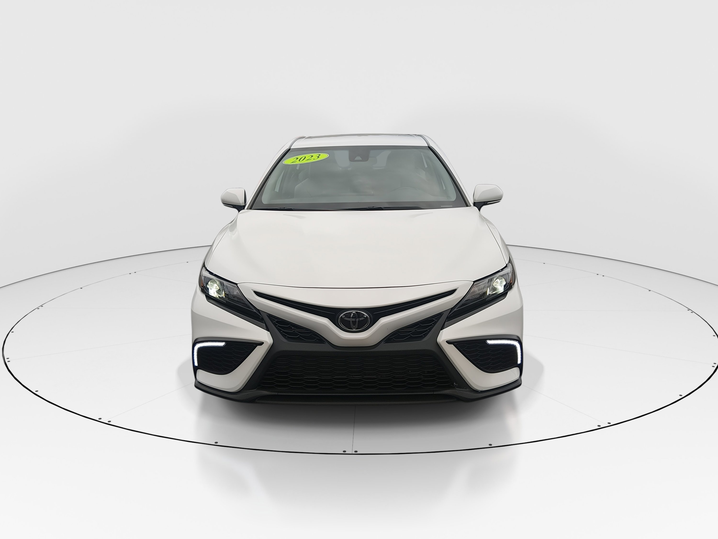 Image of Used 2023 Toyota Camry SE Auto AWD