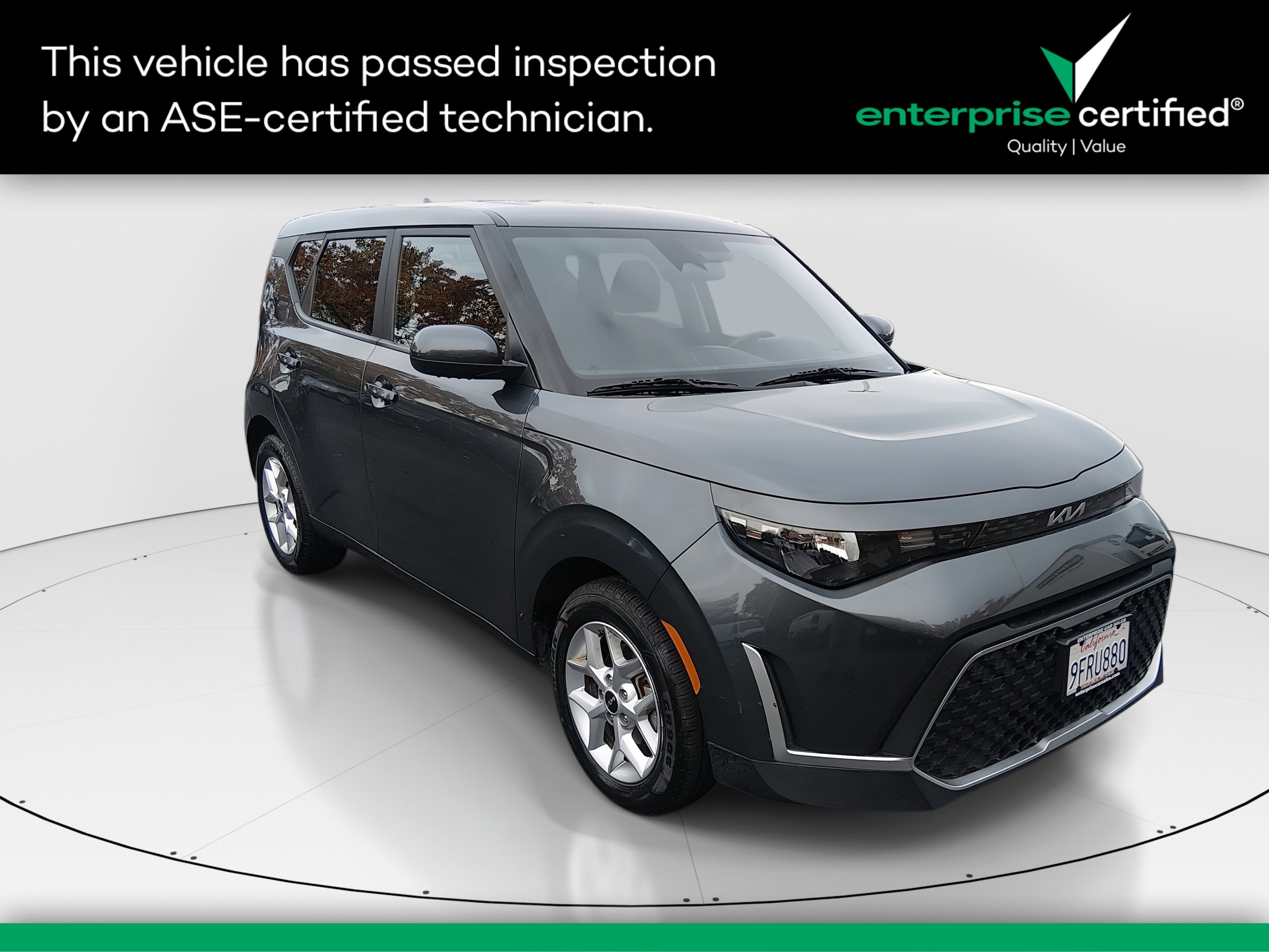 2023 Kia Soul LX's photo