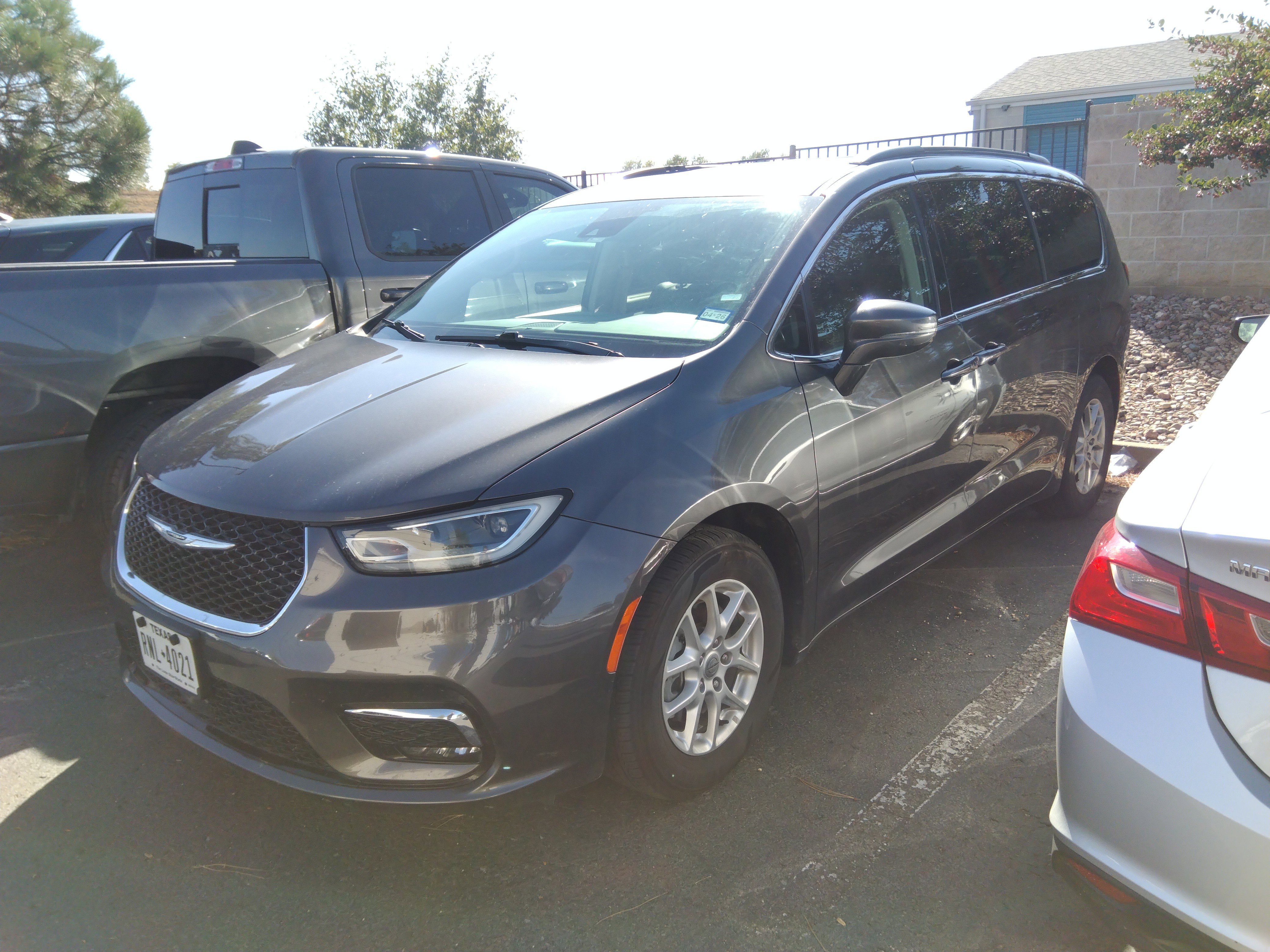 Used 2022 Chrysler Pacifica Touring L FWD