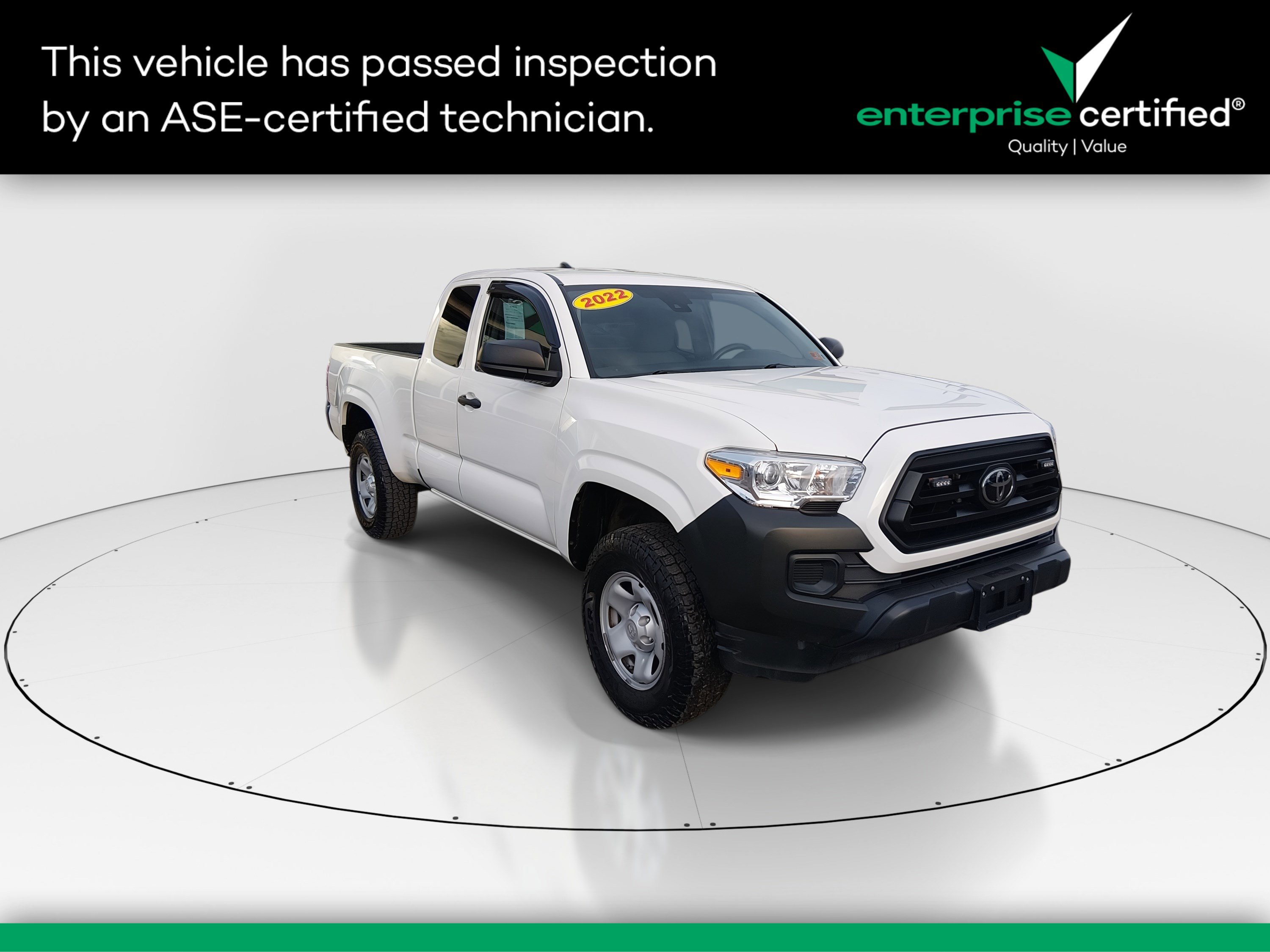 2022 Toyota Tacoma SR's photo