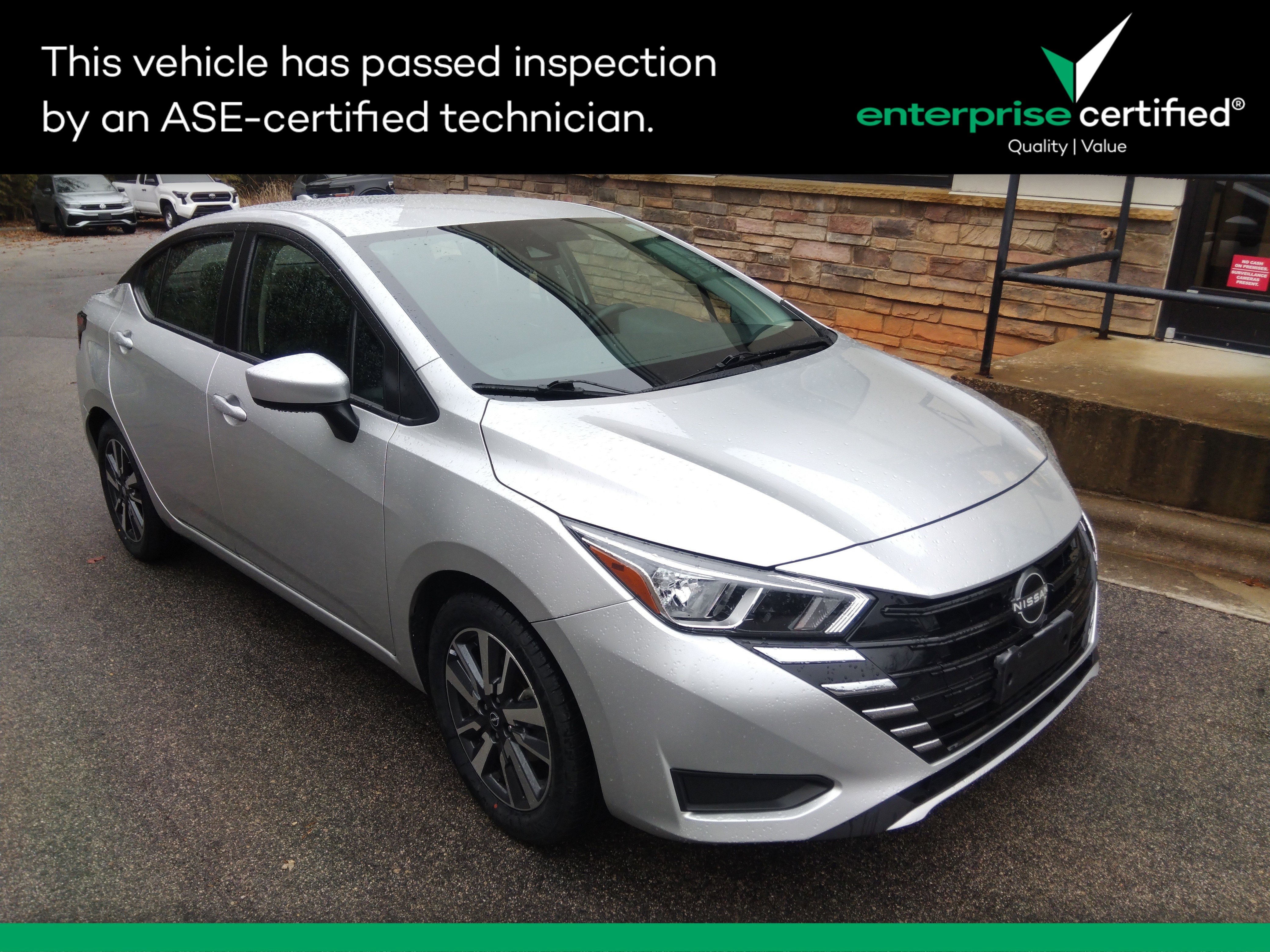 2023 Nissan Versa Sedan SV