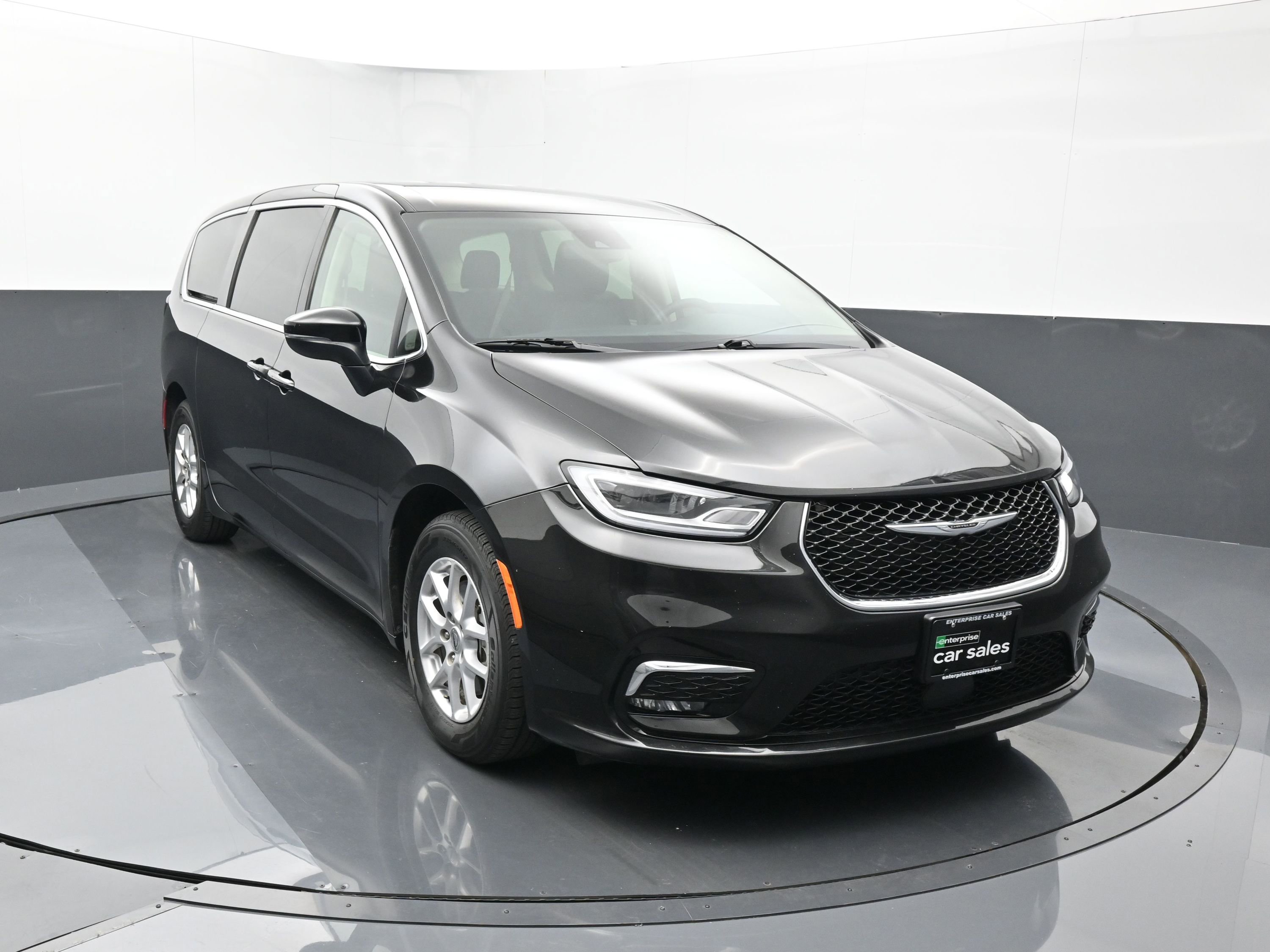 2023 Chrysler Pacifica Touring L FWD