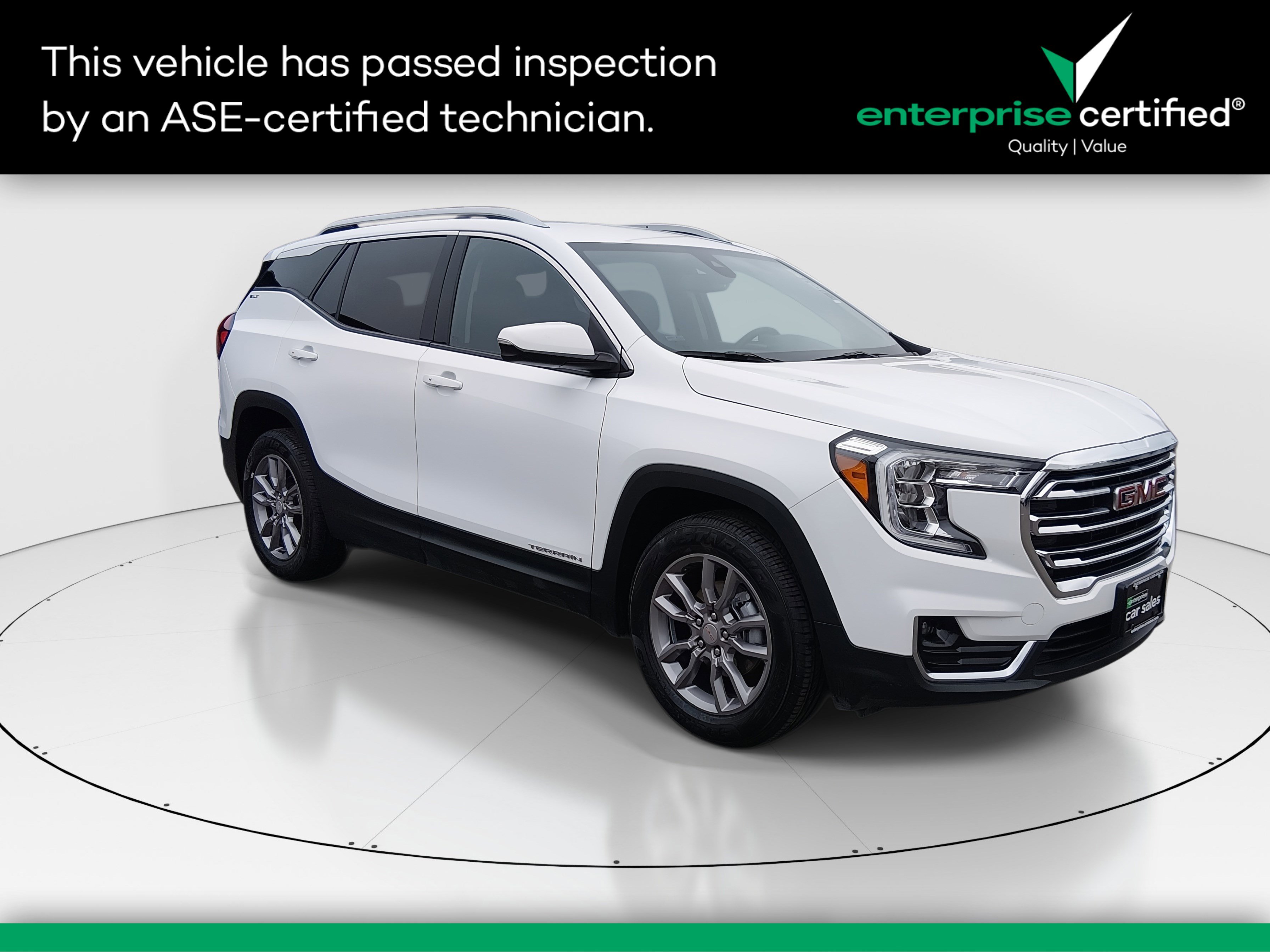 2024 GMC Terrain SLT's photo