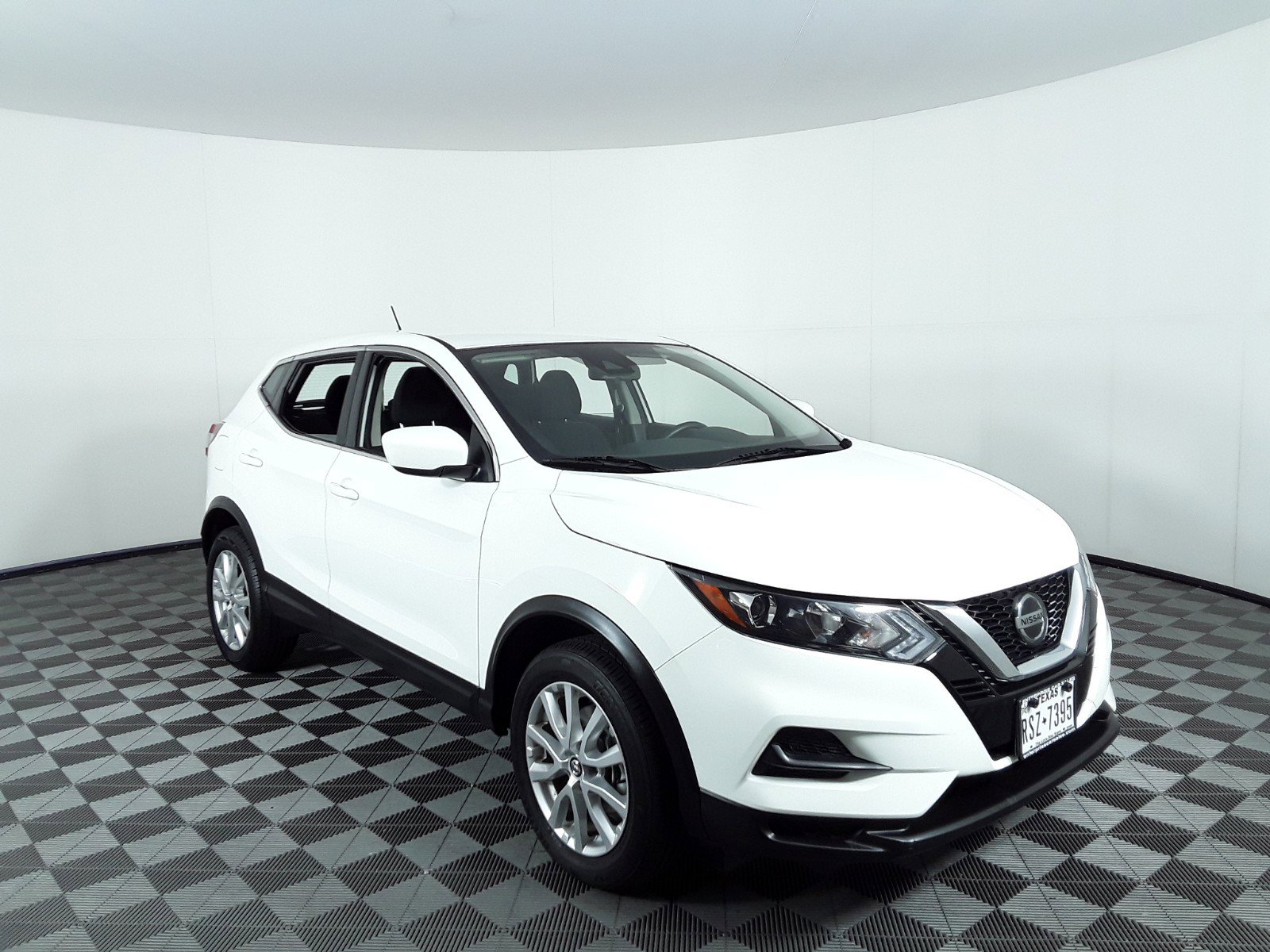 2022 Nissan Rogue Sport FWD S