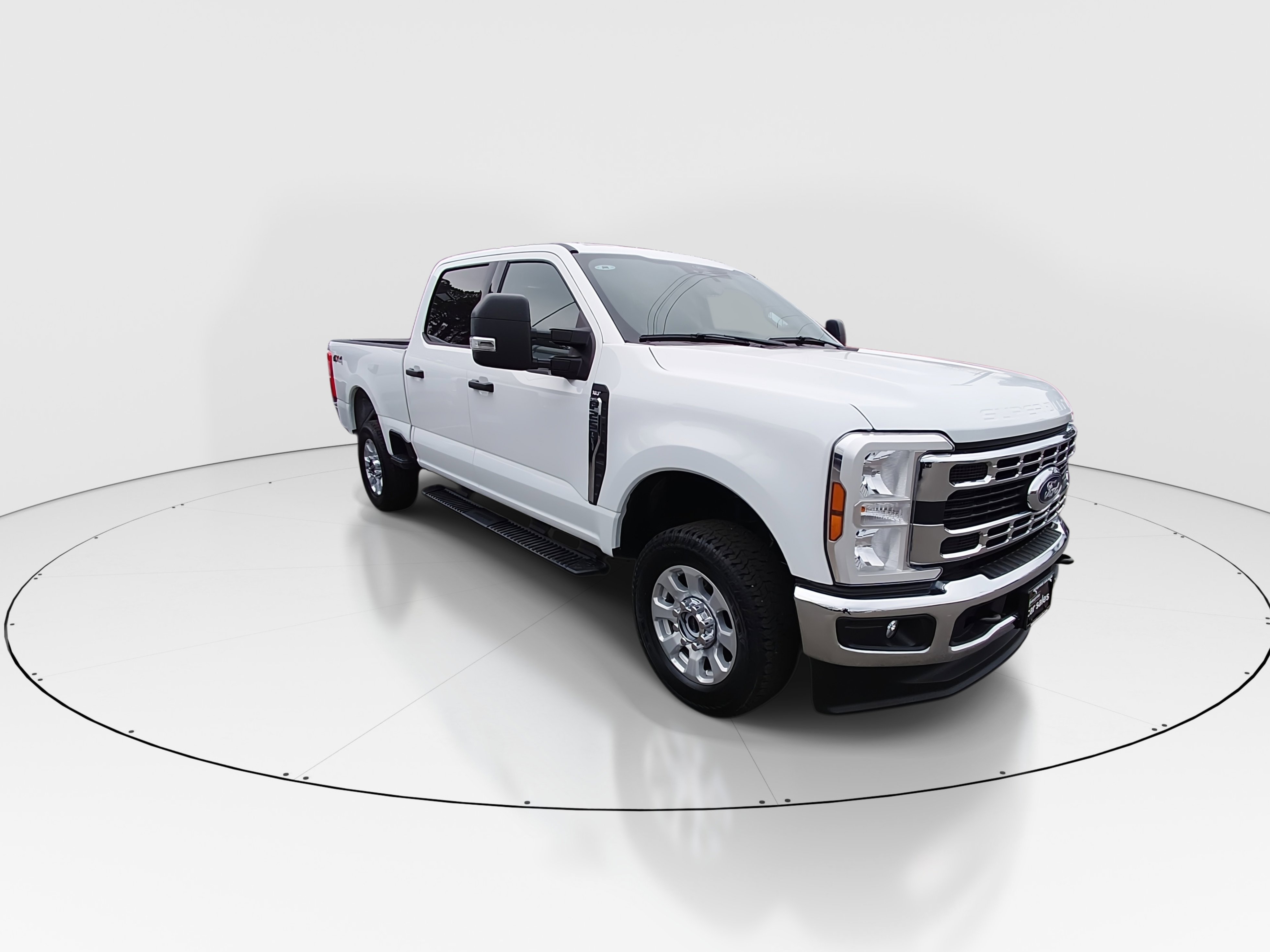 Used 2024 Ford Super Duty F-250 SRW XLT 4WD Crew Cab 6.75' Box