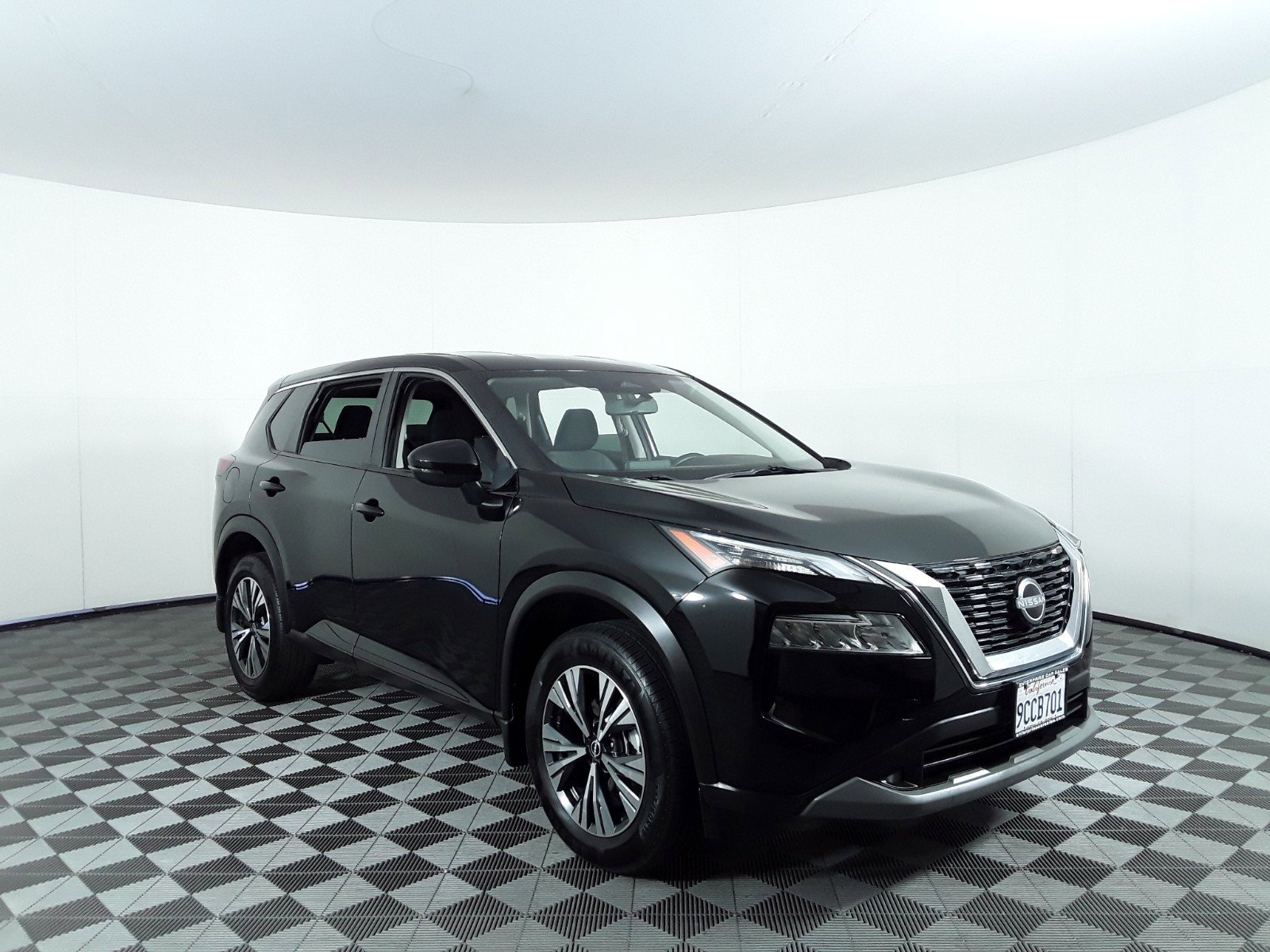 2022 Nissan Rogue FWD SV