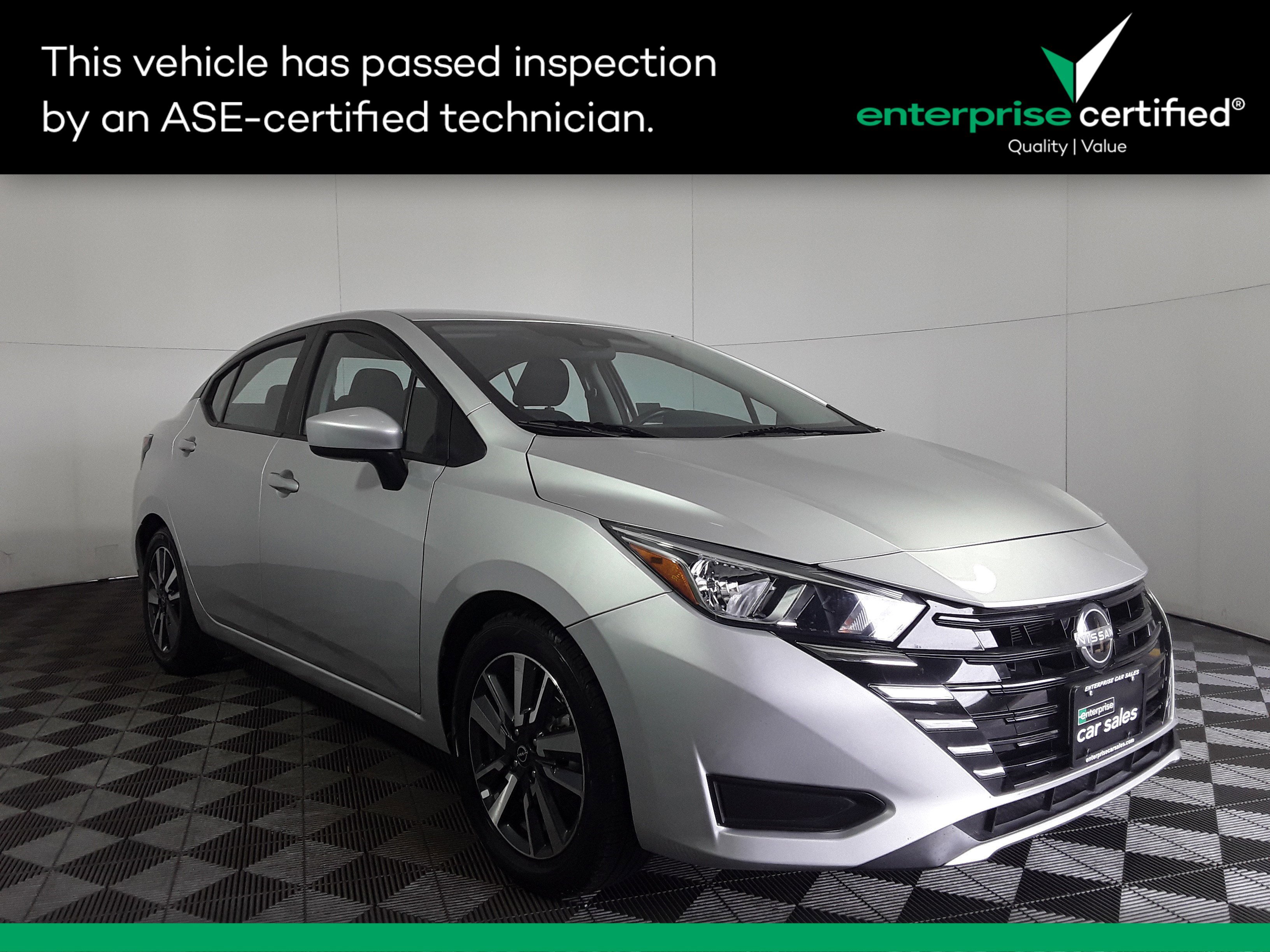 Used 2023 Nissan Versa SV CVT