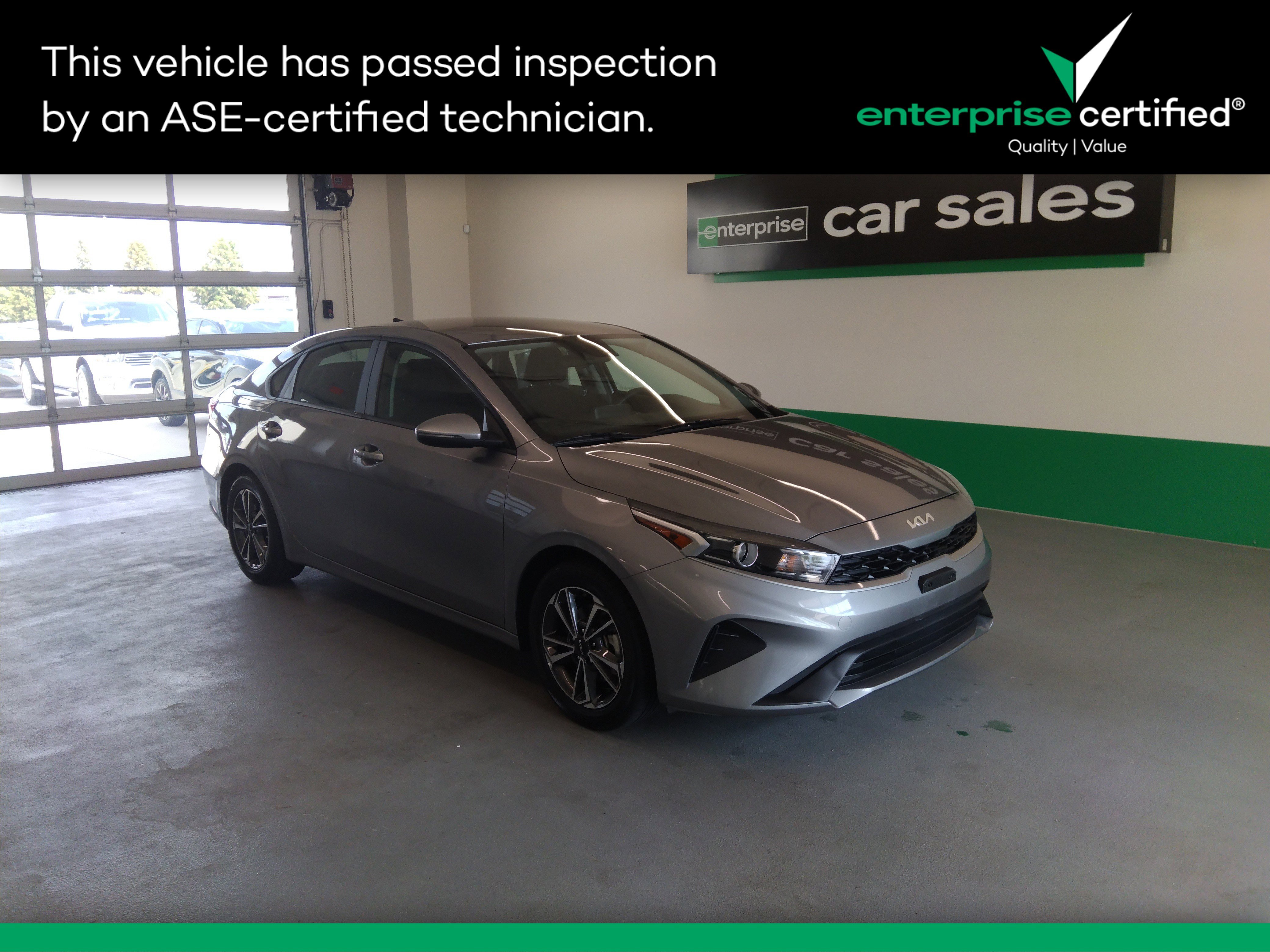 Used 2023 Kia Forte LXS IVT