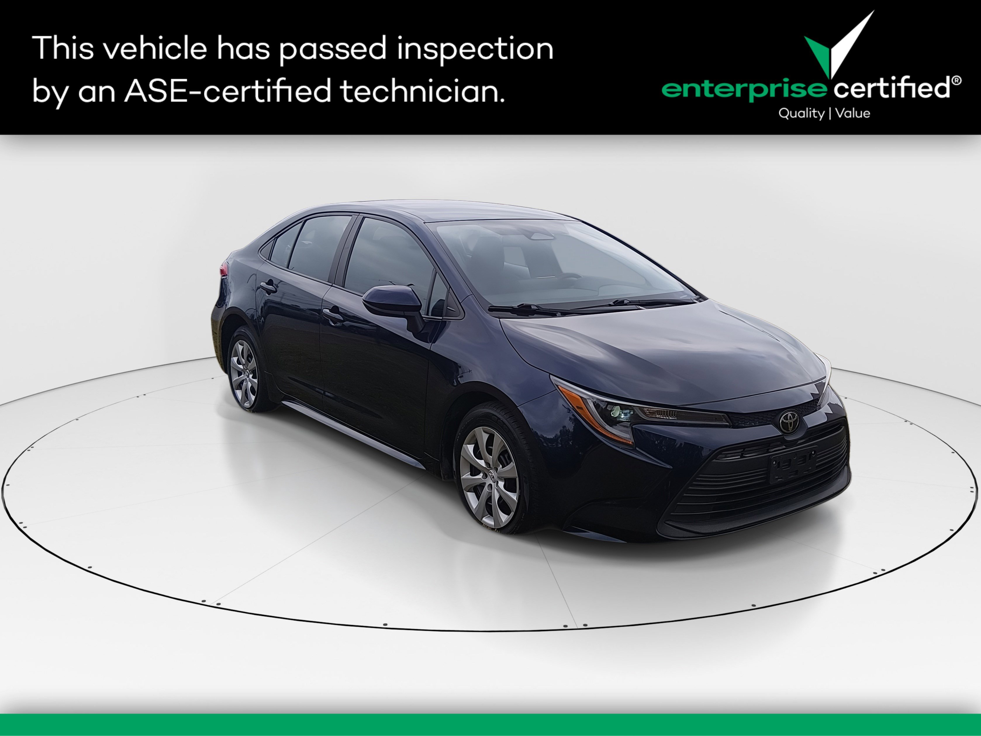 2023 Toyota Corolla LE's photo