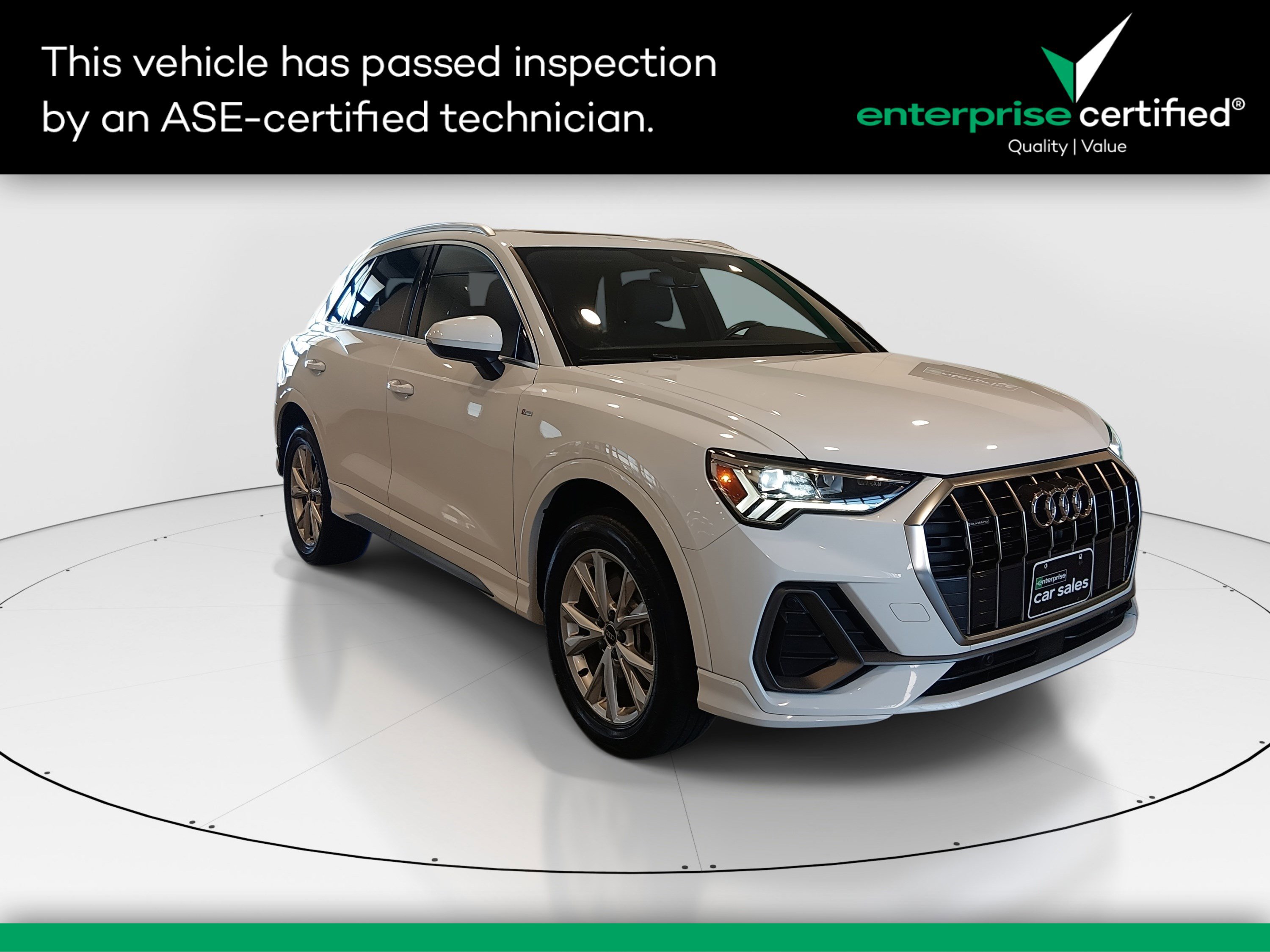 2023 Audi Q3 S Line Premium's photo