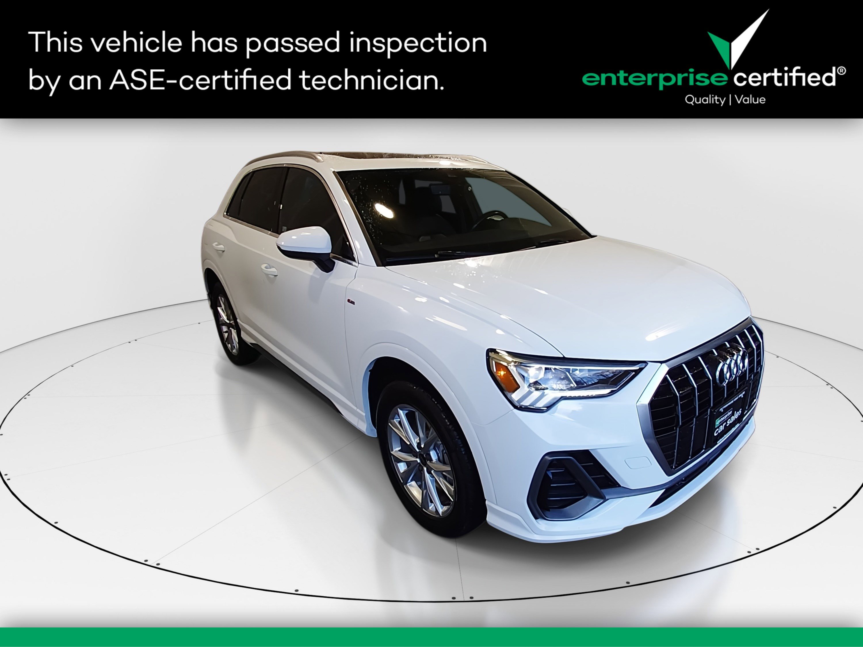 2024 Audi Q3 S Line Premium's photo