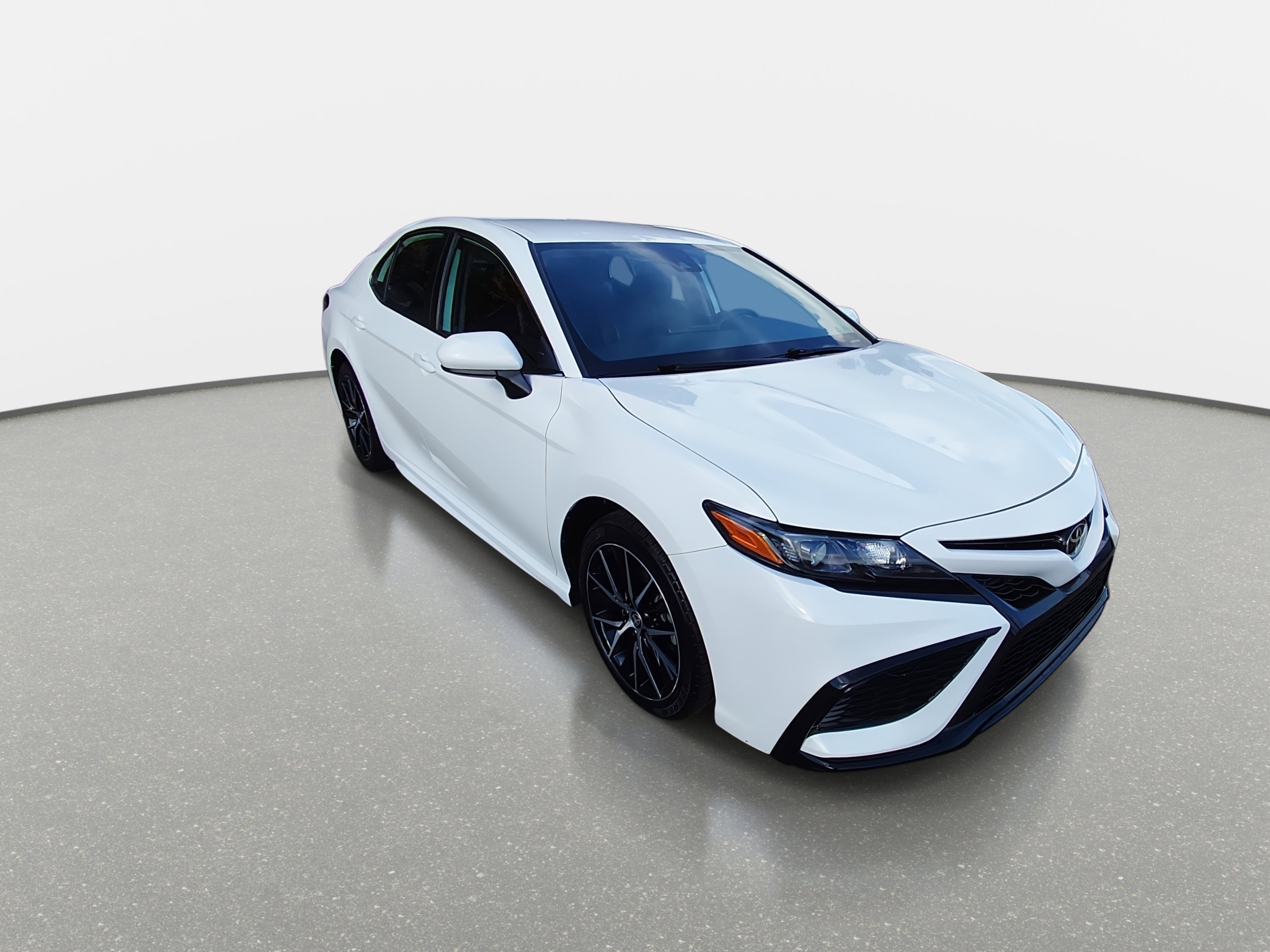 Used 2021 Toyota Camry SE Auto