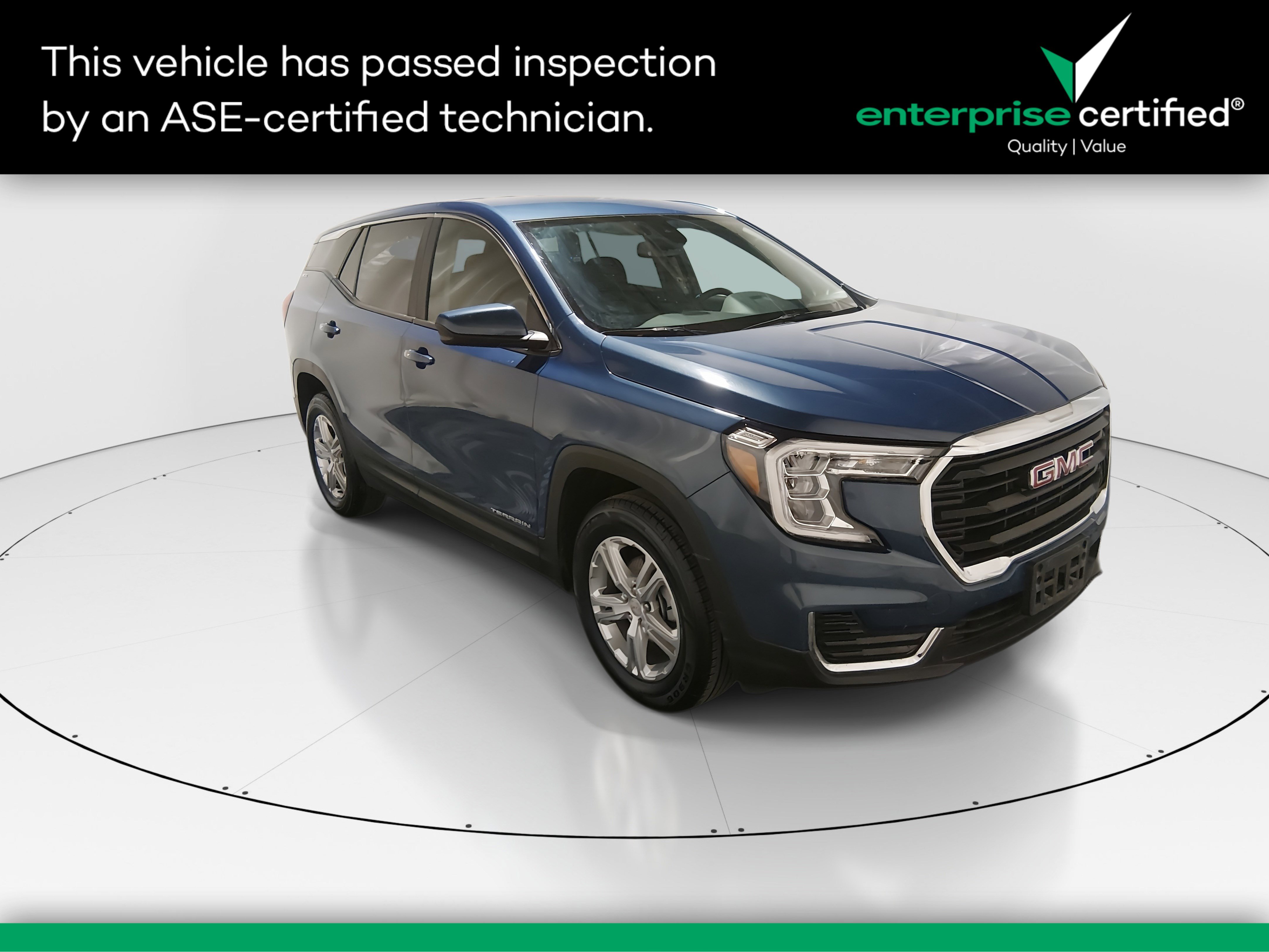 2024 GMC Terrain SLE's photo