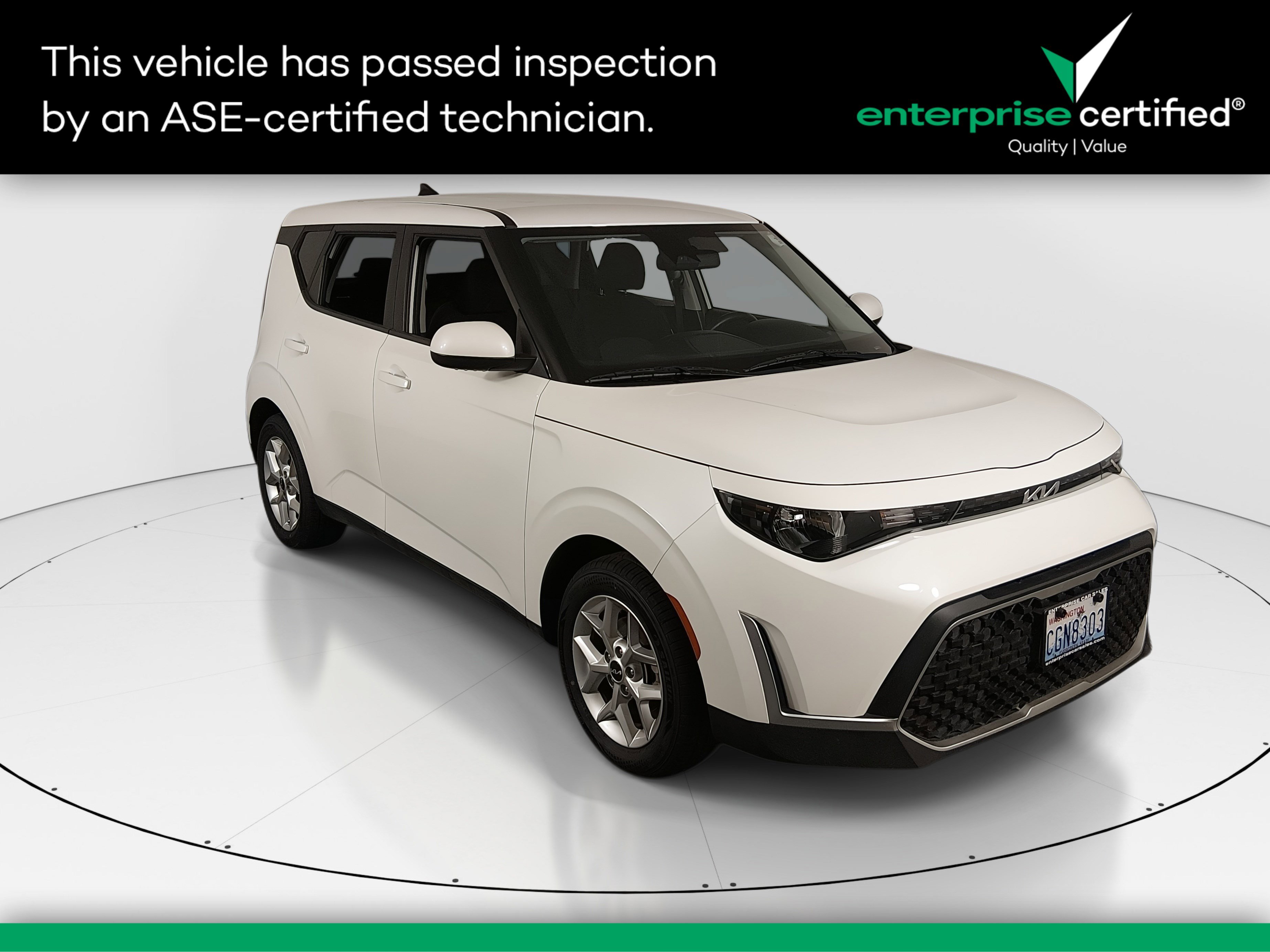 2023 Kia Soul LX's photo