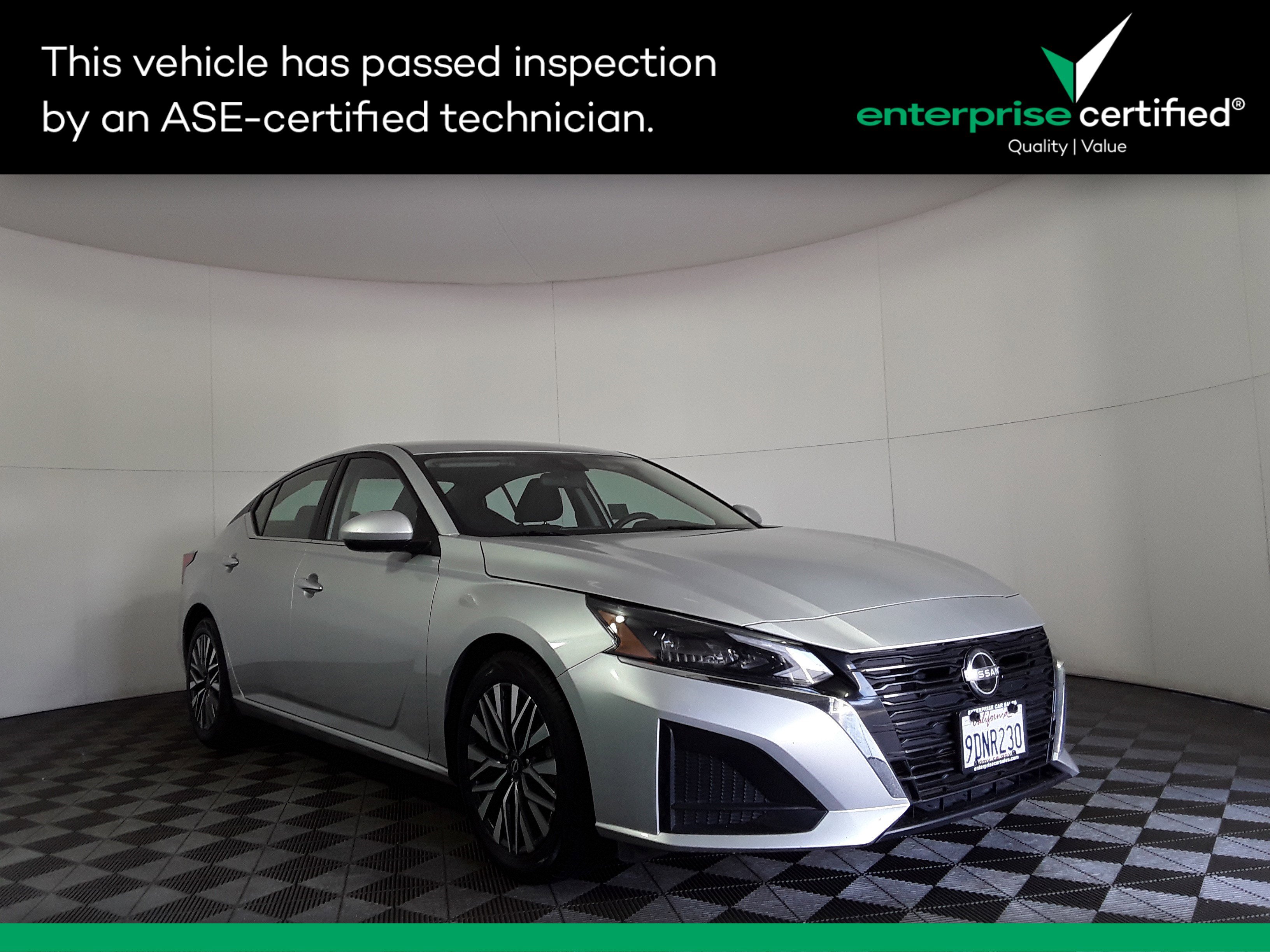 Used 2023 Nissan Altima 2.5 SV Sedan