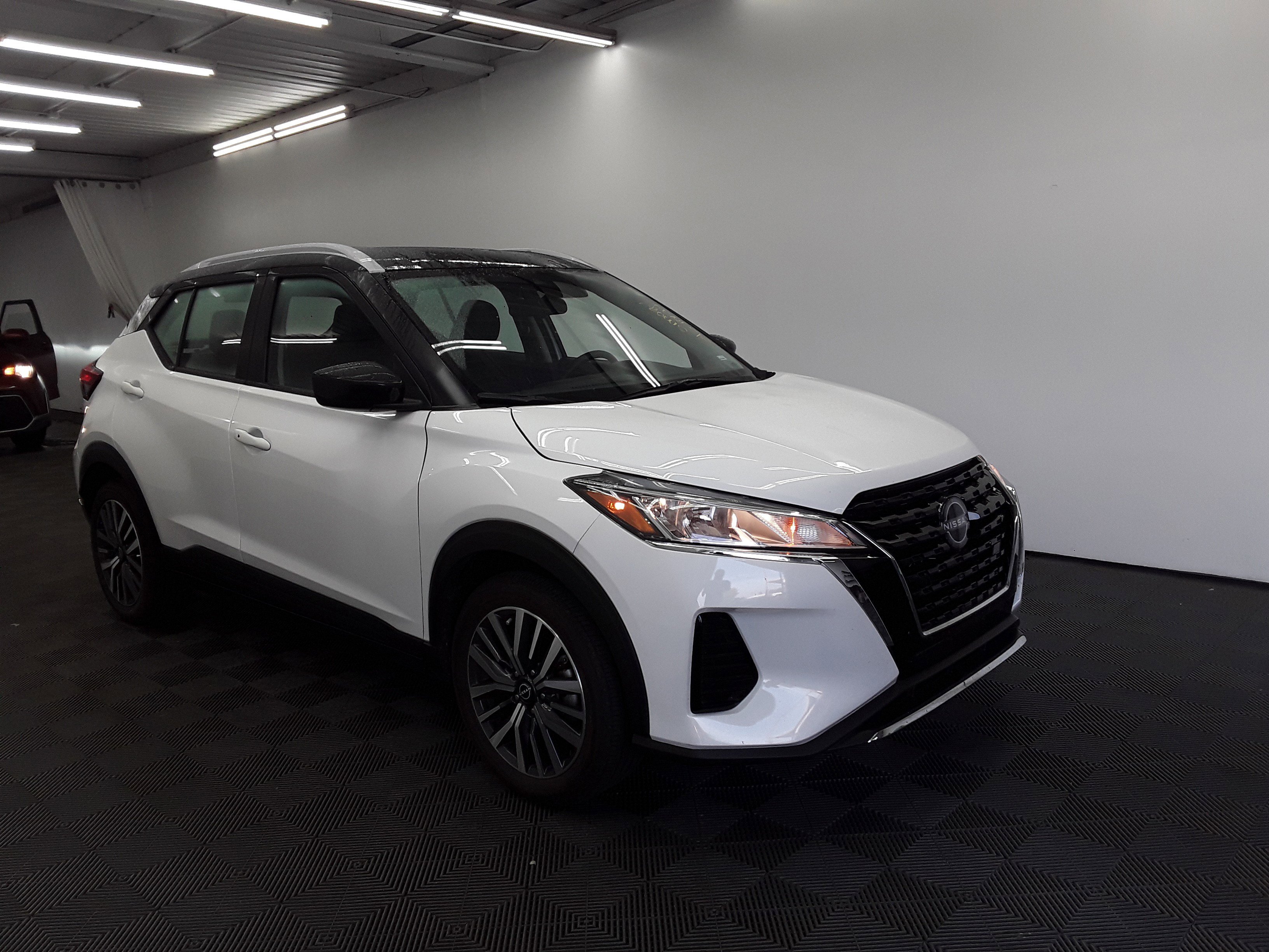 Used 2023 Nissan Kicks SV FWD