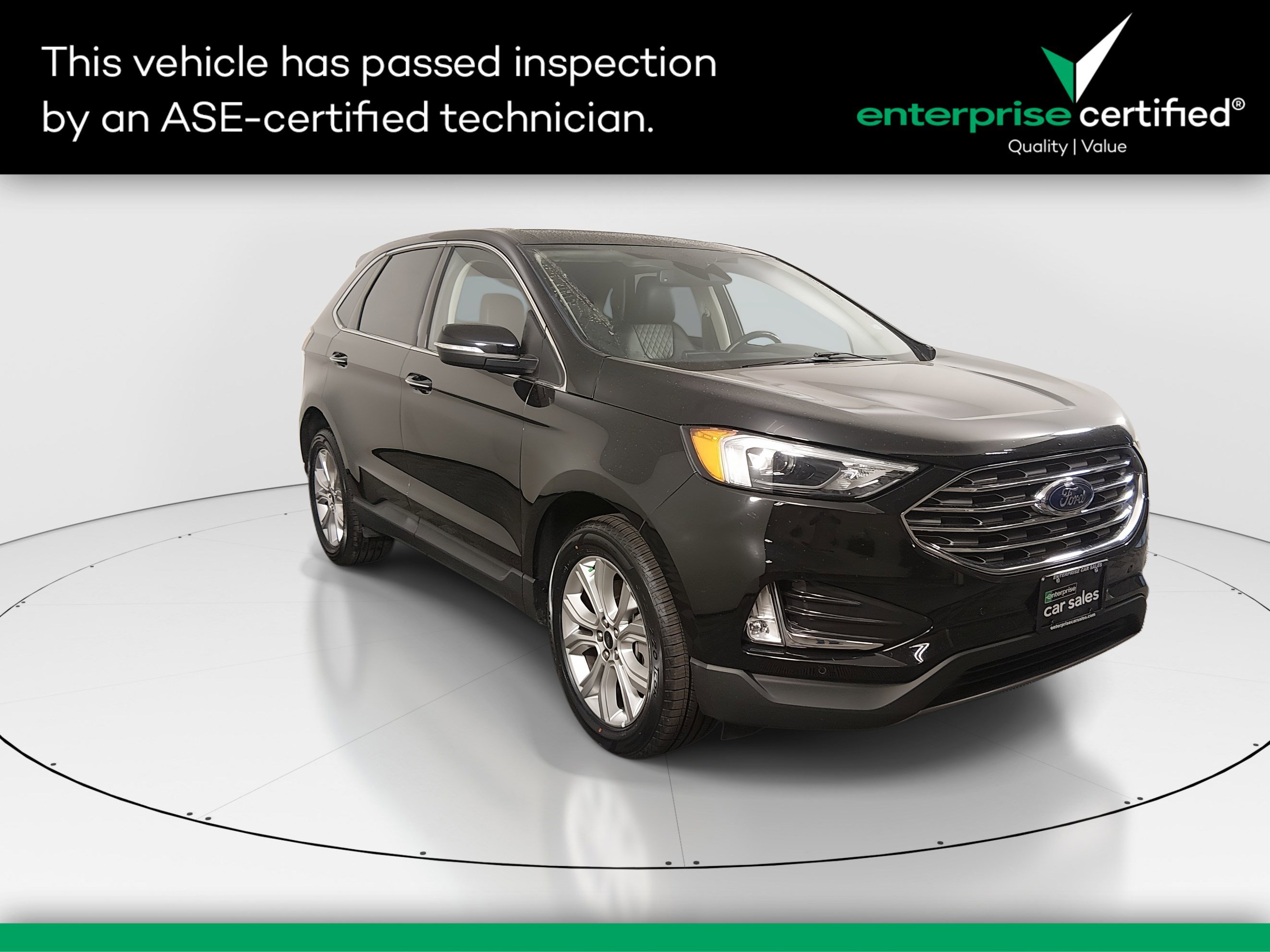 2023 Ford Edge Titanium's photo