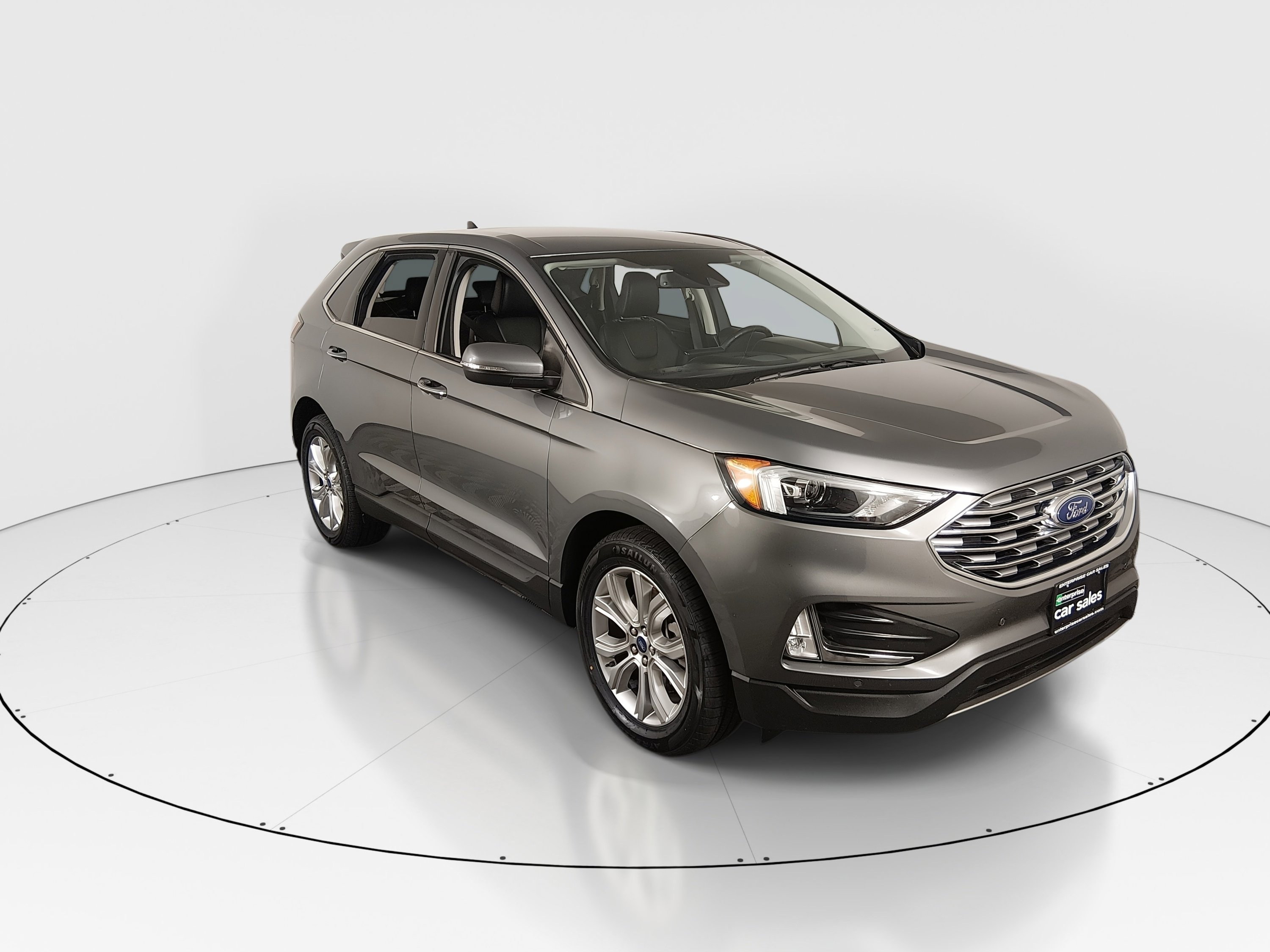 2022 Ford Edge Titanium's photo