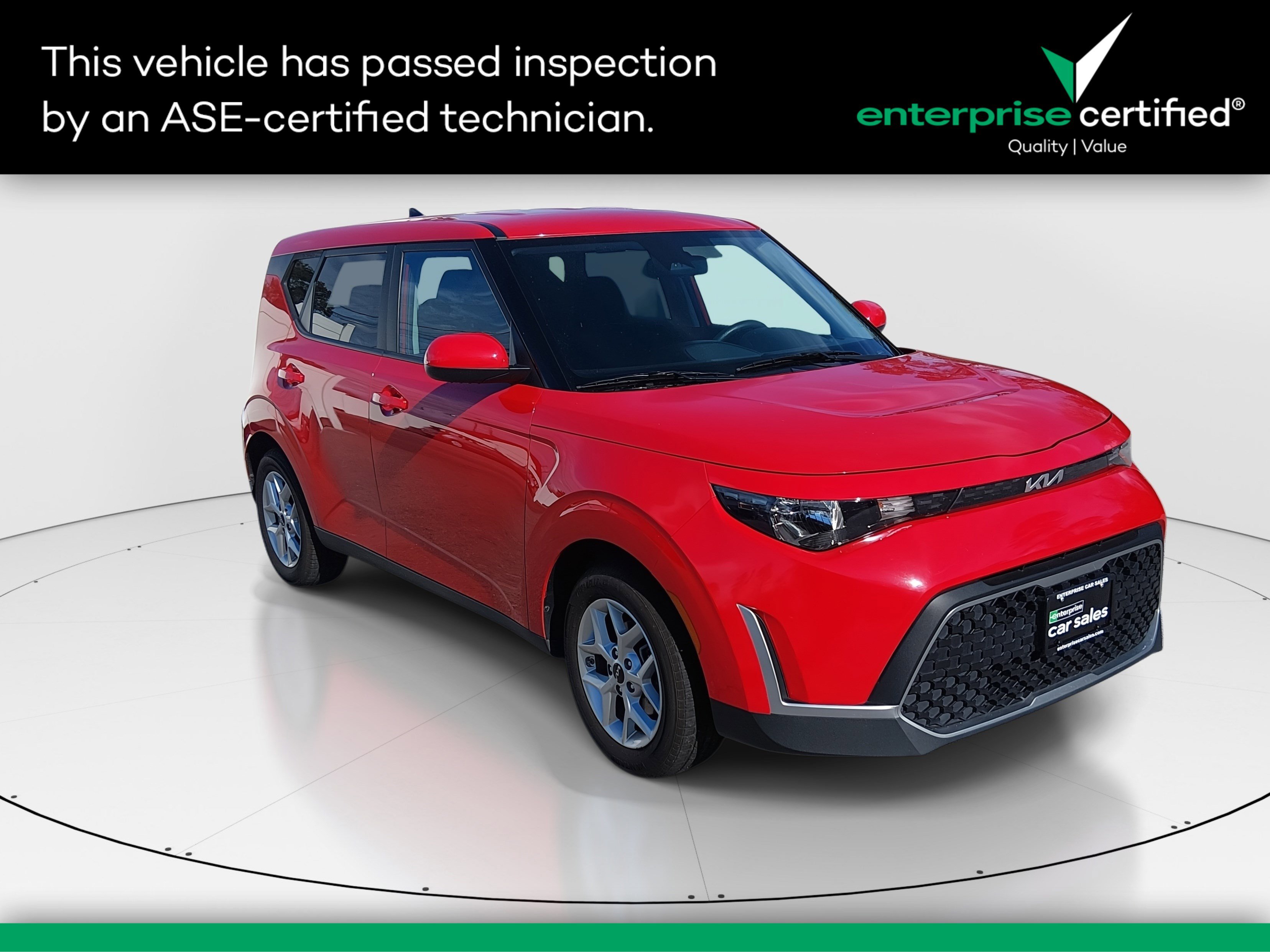 2024 Kia Soul LX's photo