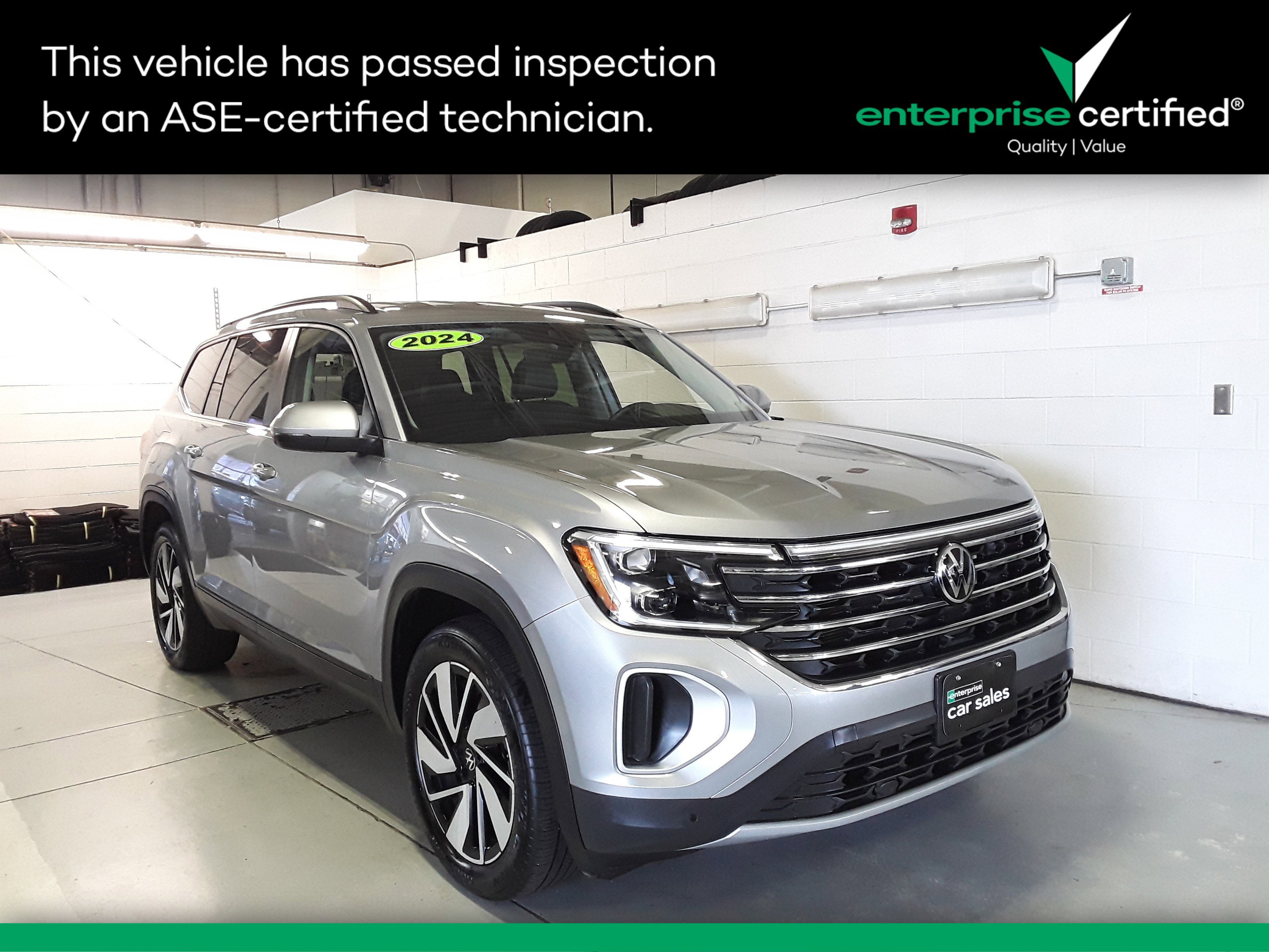 Used 2024 Volkswagen Atlas 2.0T SE w/Technology 4MOTION