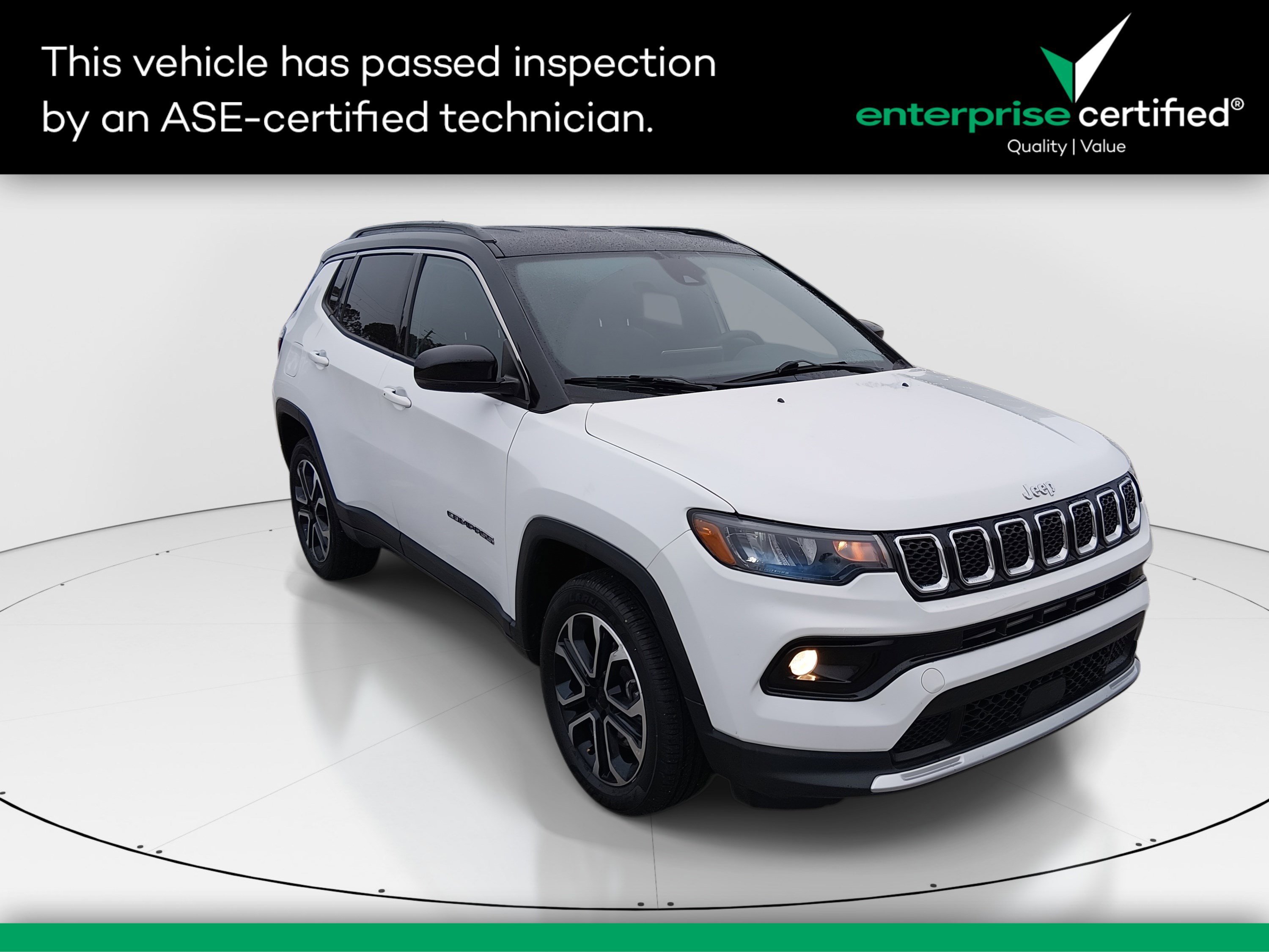 2023 Jeep Compass Limited's photo