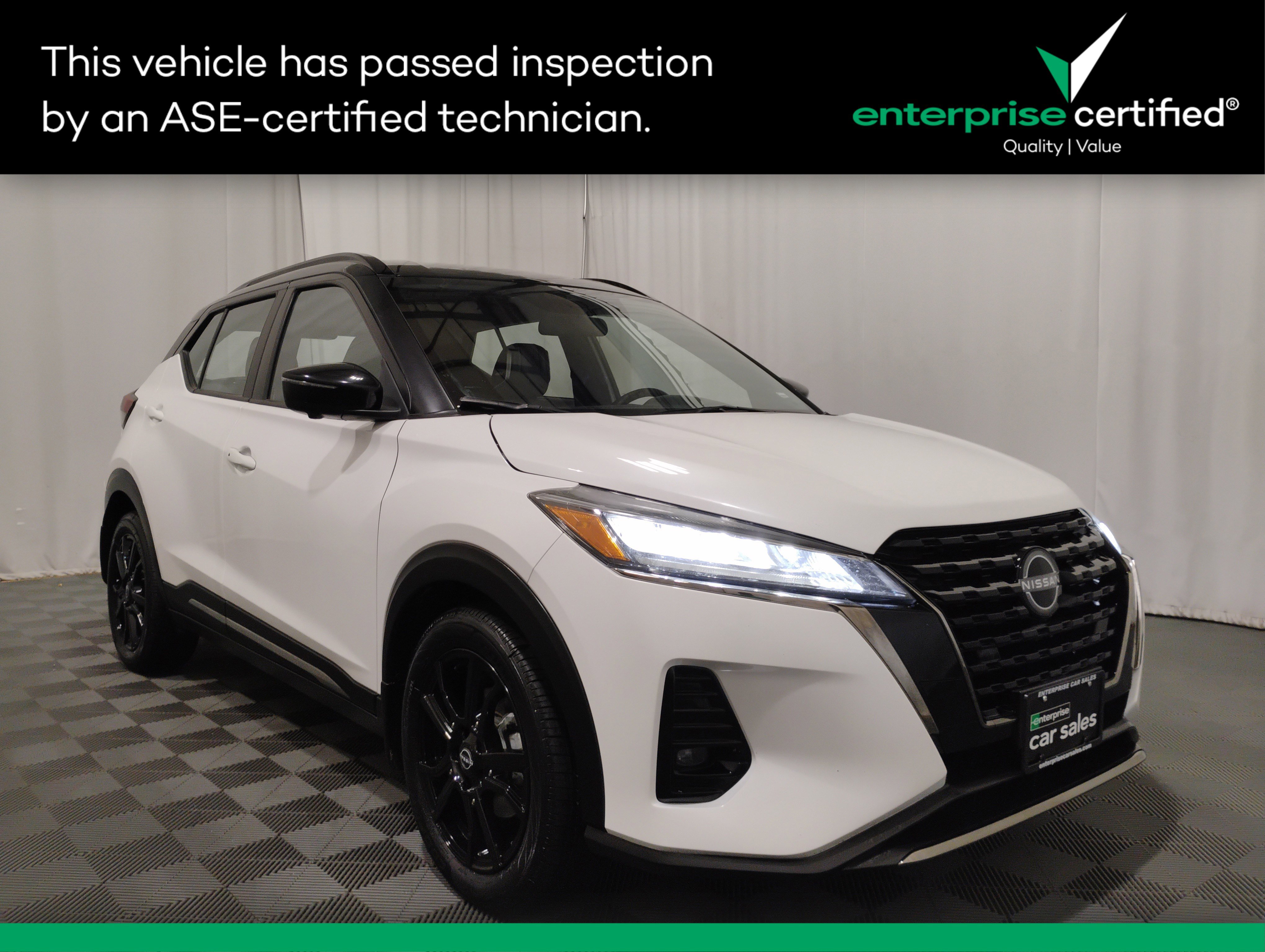 Used 2023 Nissan Kicks SR FWD